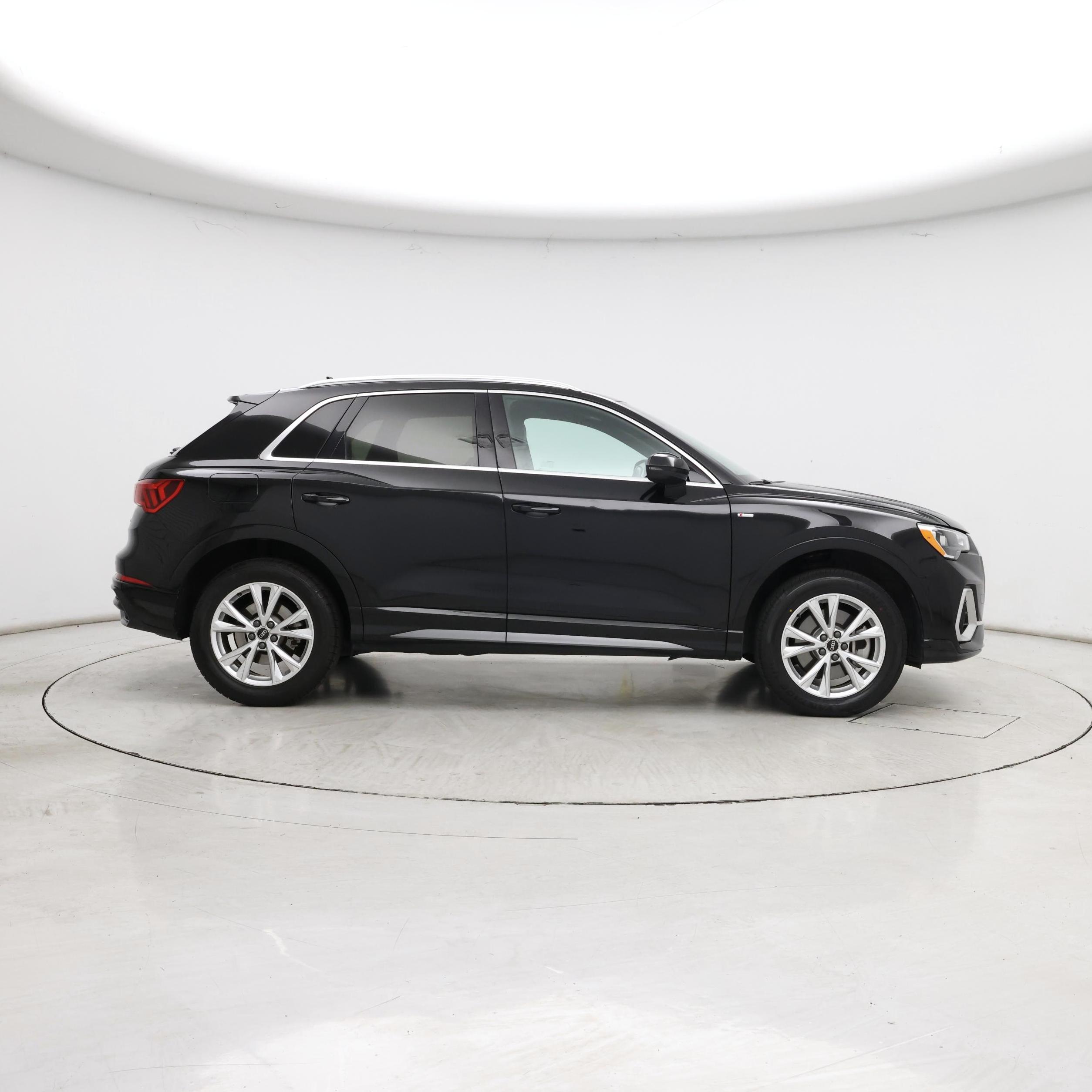 Thumbnail: 2022 Audi Q3 - 7