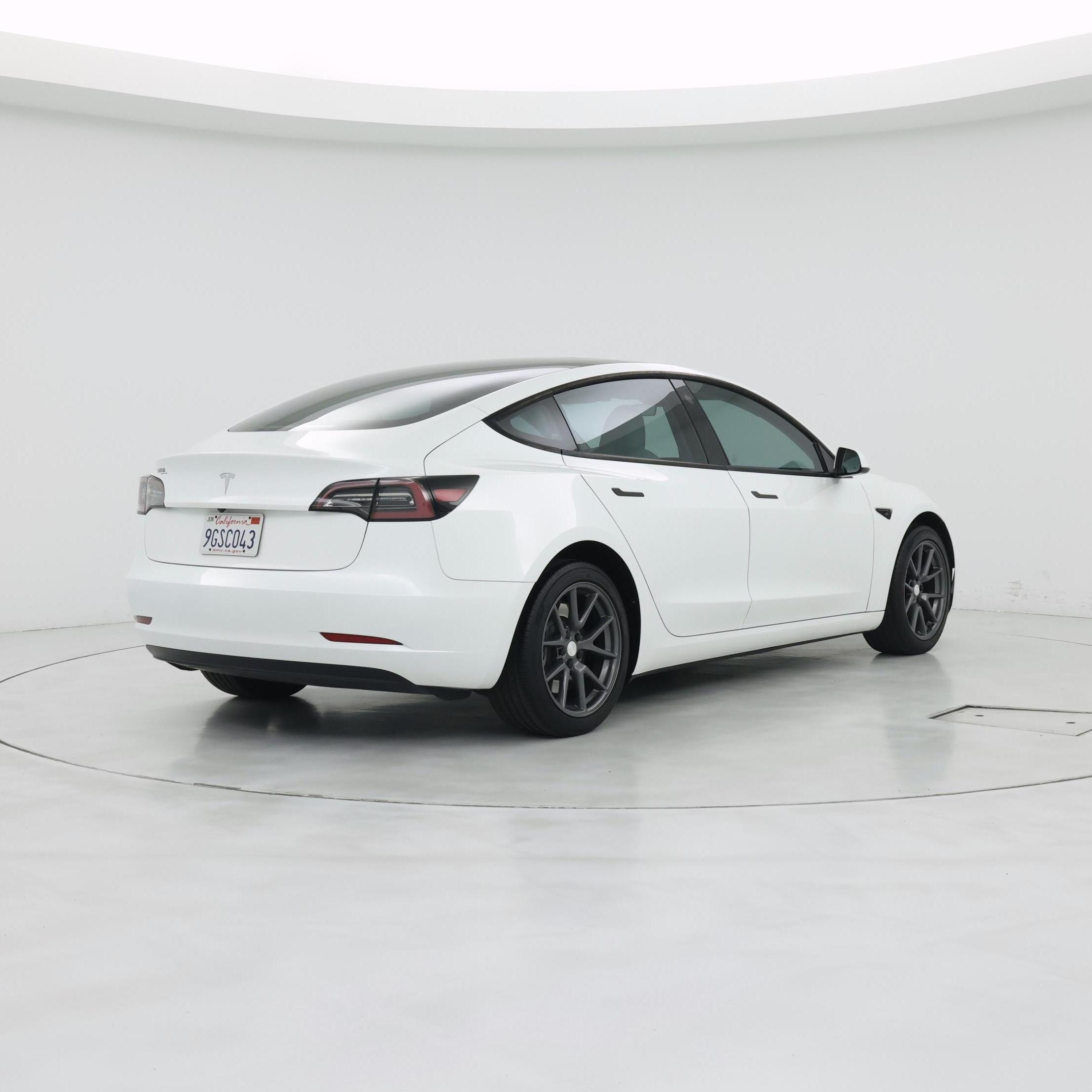 Thumbnail: 2023 Tesla Model 3 - 8
