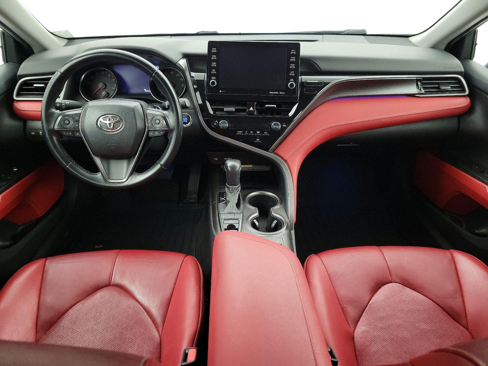 2021 Toyota Camry XSE - Photo 10
