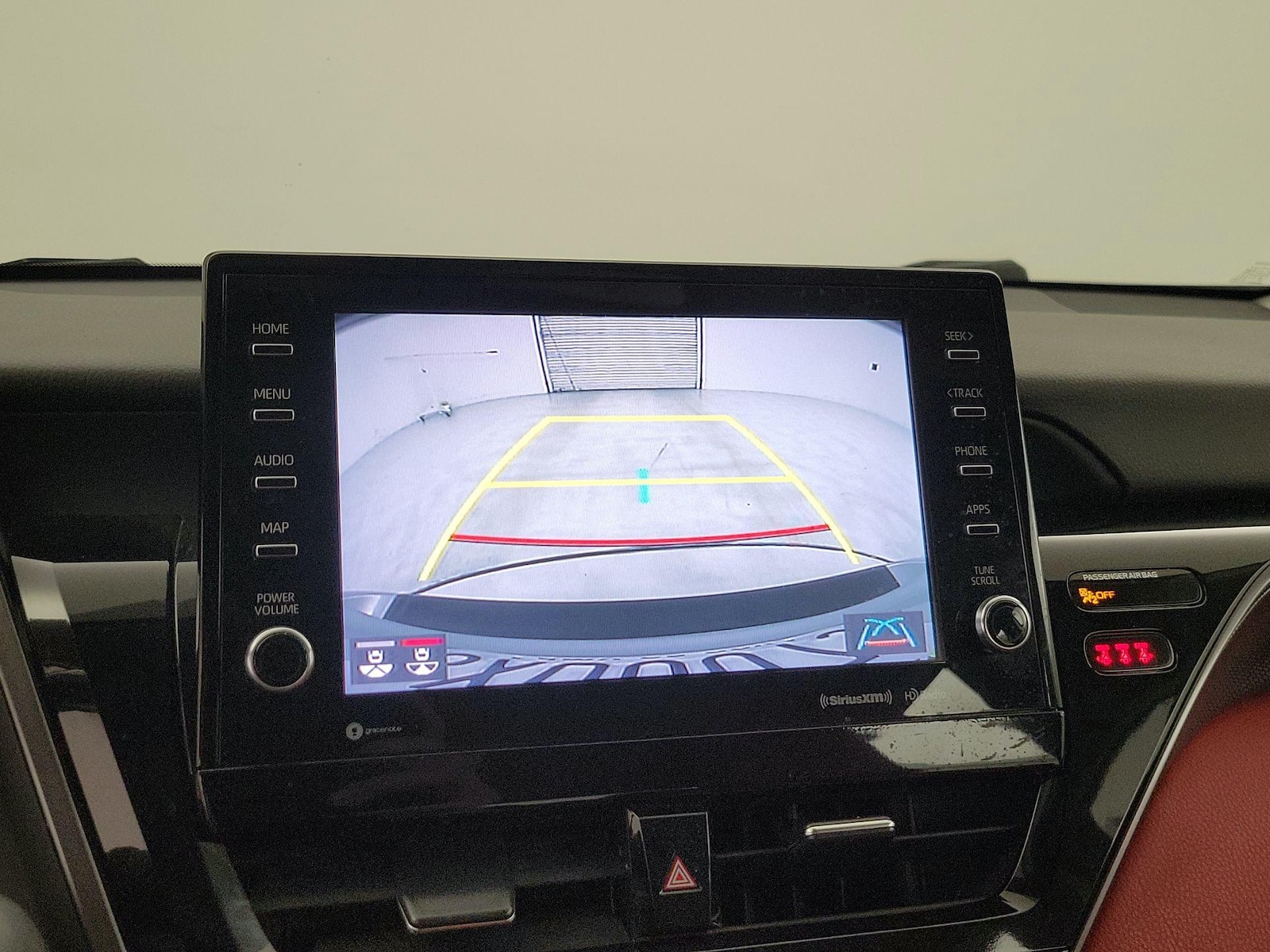 2021 Toyota Camry XSE - Photo 15
