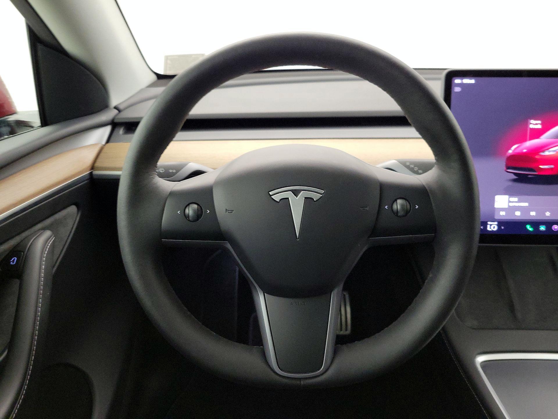 Thumbnail: 2023 Tesla Model Y - 10