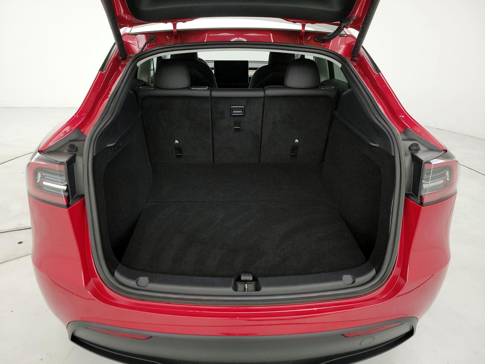 Thumbnail: 2023 Tesla Model Y - 19