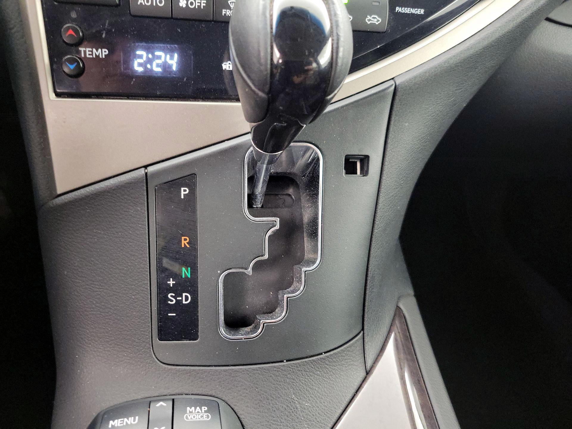 Thumbnail: 2015 Lexus RX - 18