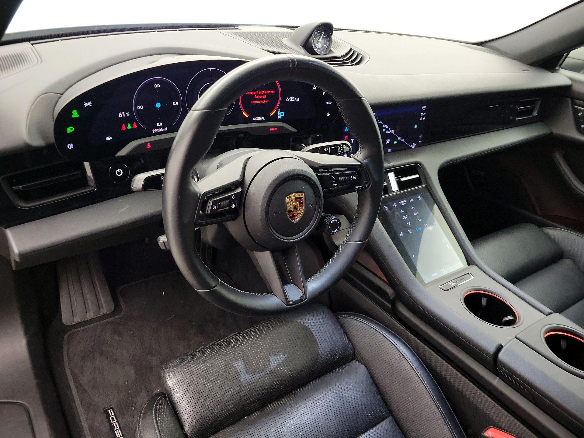 Thumbnail: 2022 Porsche Taycan - 9