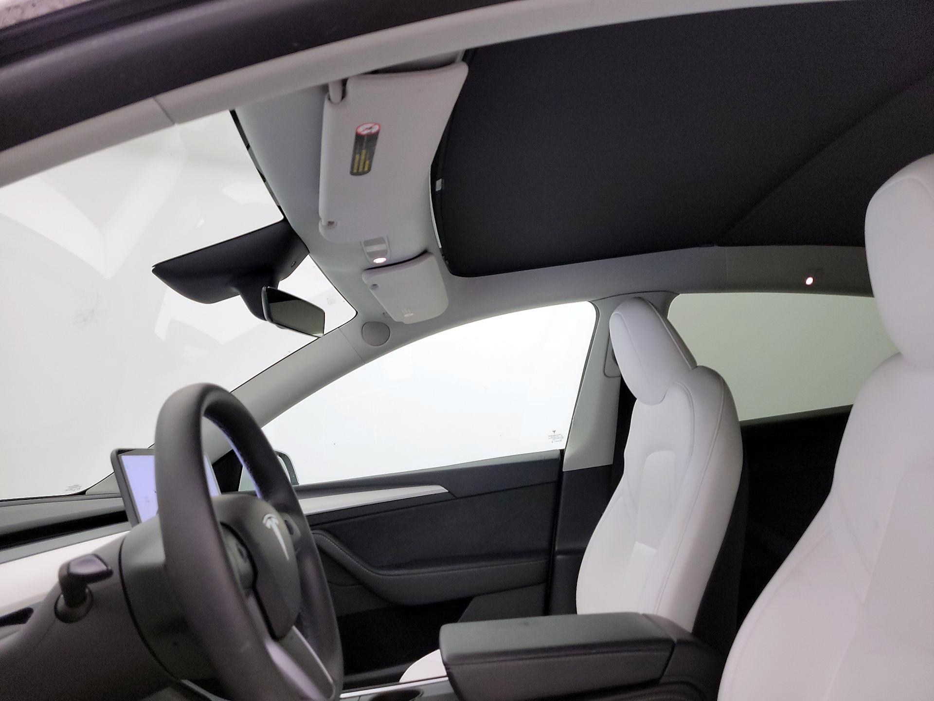 Thumbnail: 2024 Tesla Model Y - 19