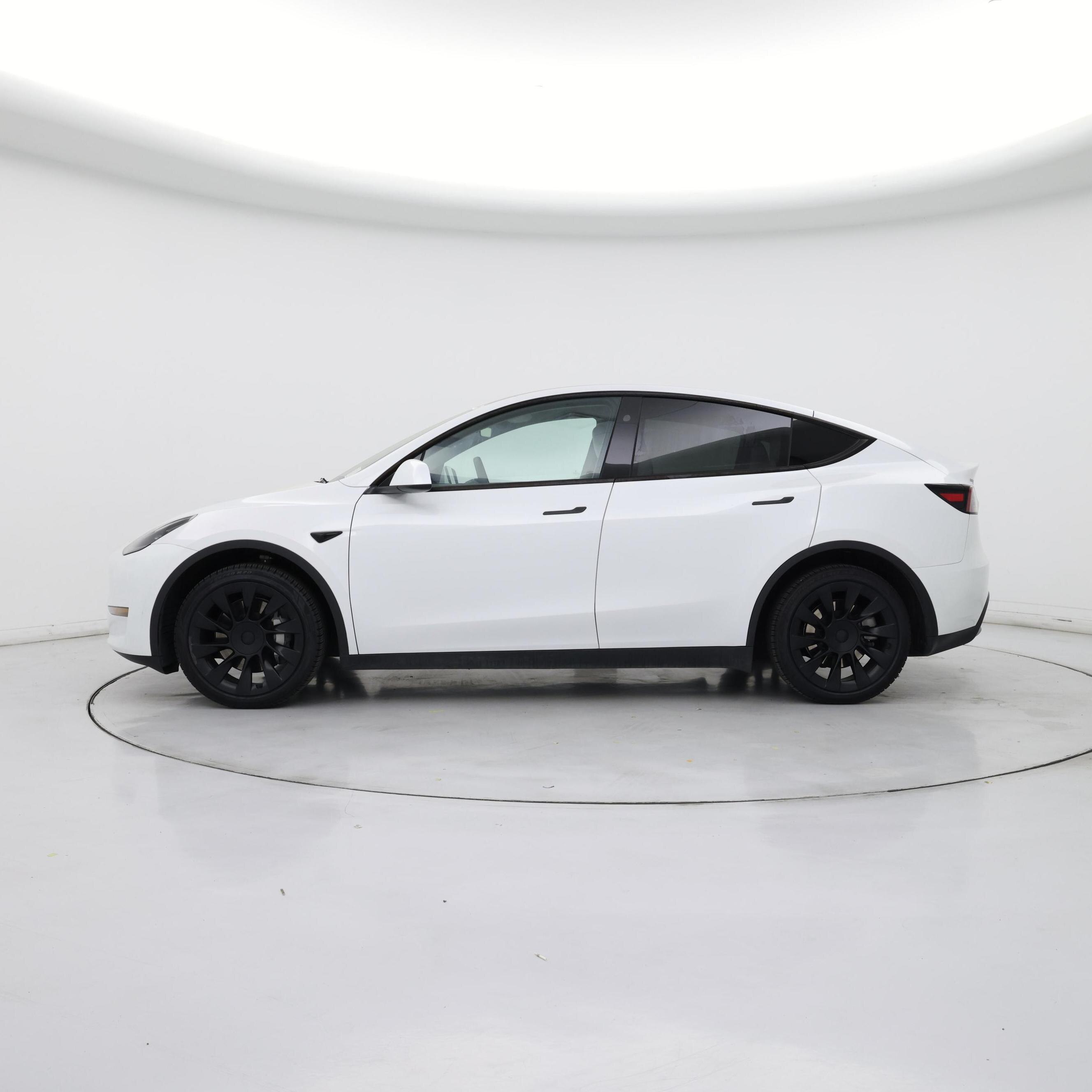 Thumbnail: 2024 Tesla Model Y - 3