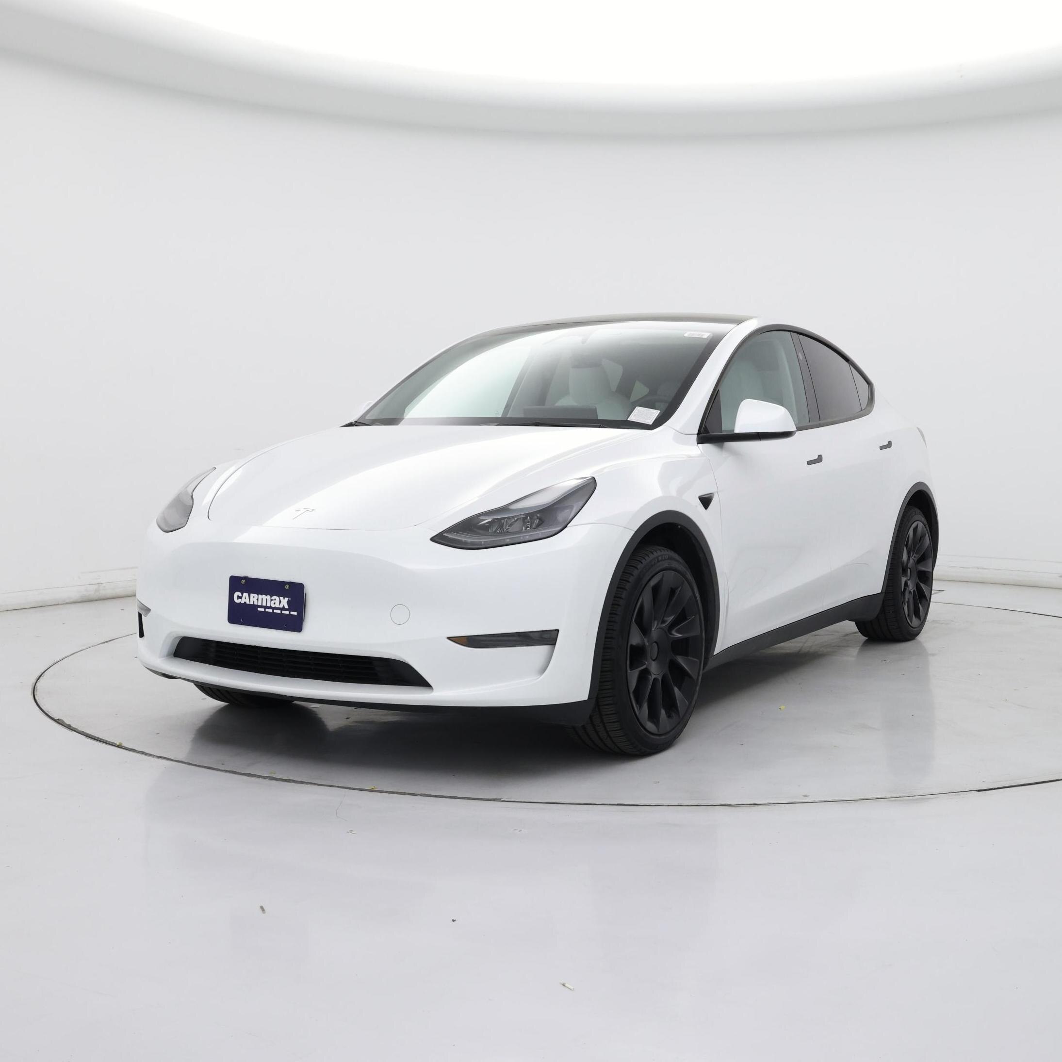 Thumbnail: 2024 Tesla Model Y - 4