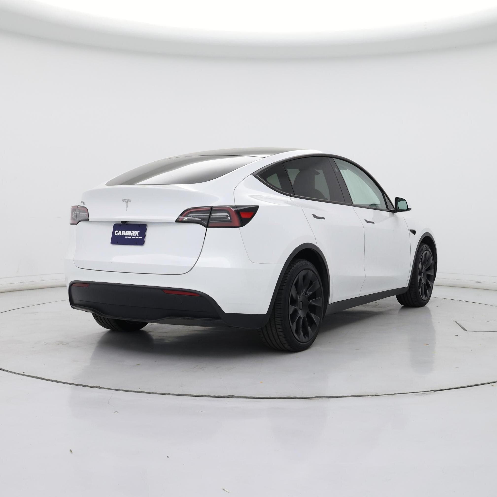 Thumbnail: 2024 Tesla Model Y - 8