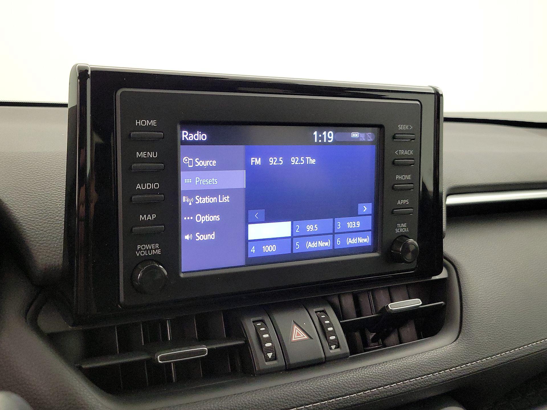 Thumbnail: 2019 Toyota RAV4 - 15