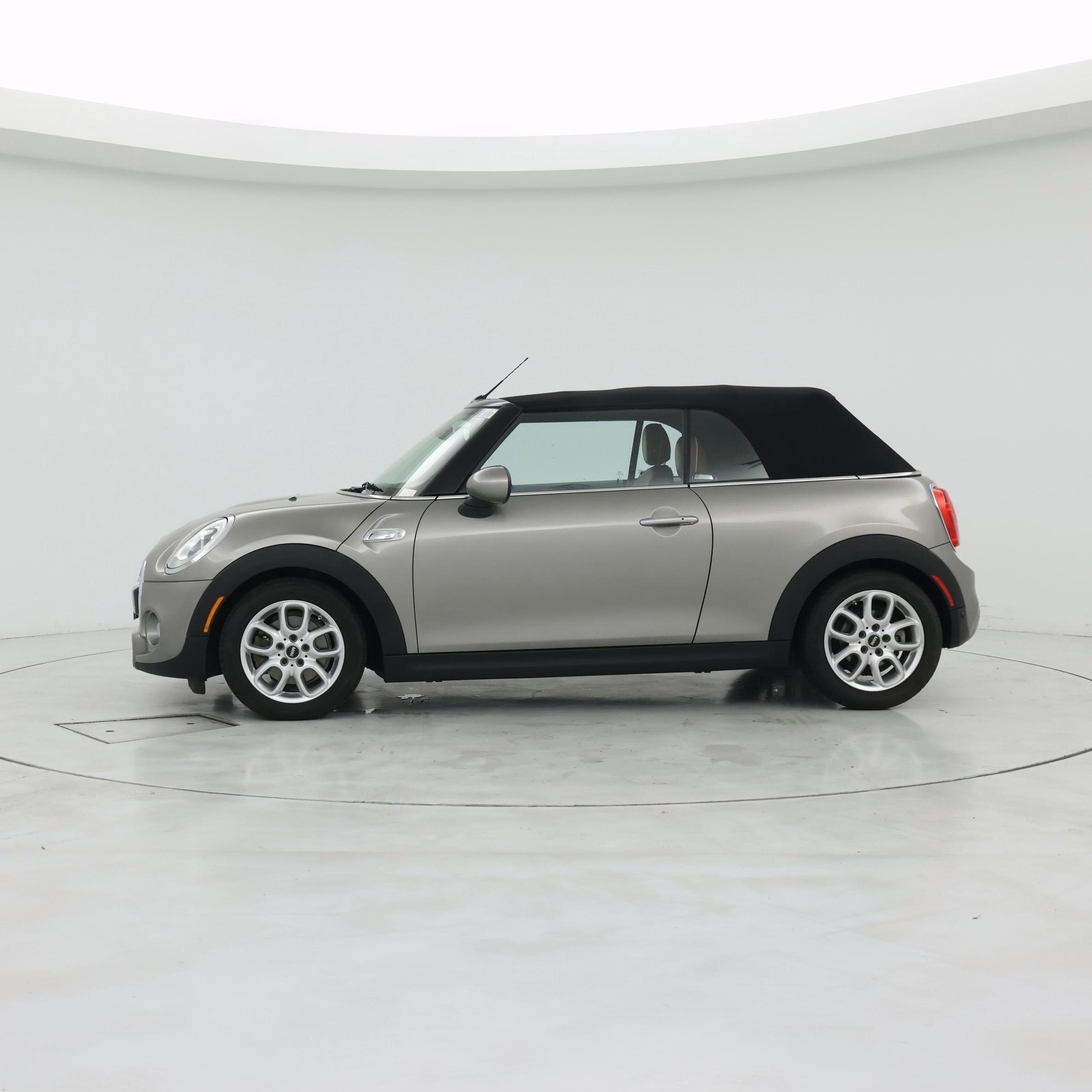 Thumbnail: 2017 MINI Cooper - 3