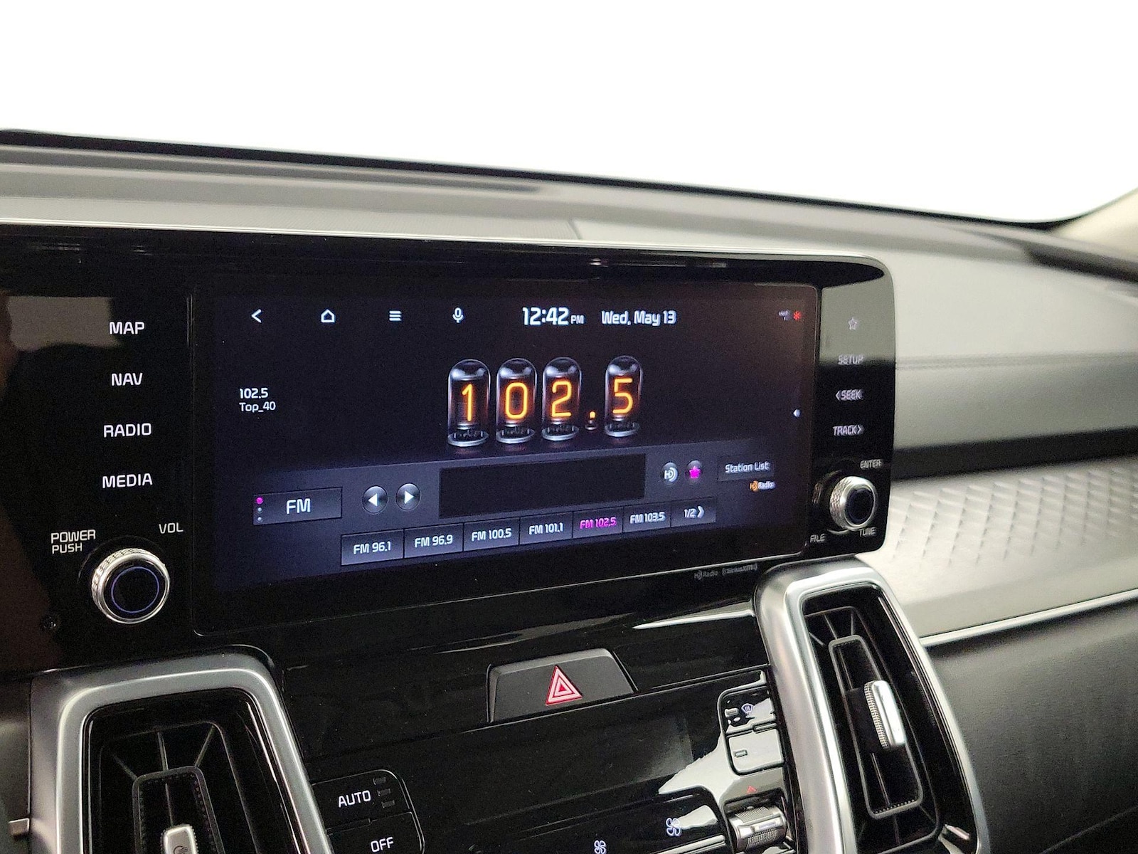 2022 Kia Sorento SX - Photo 17