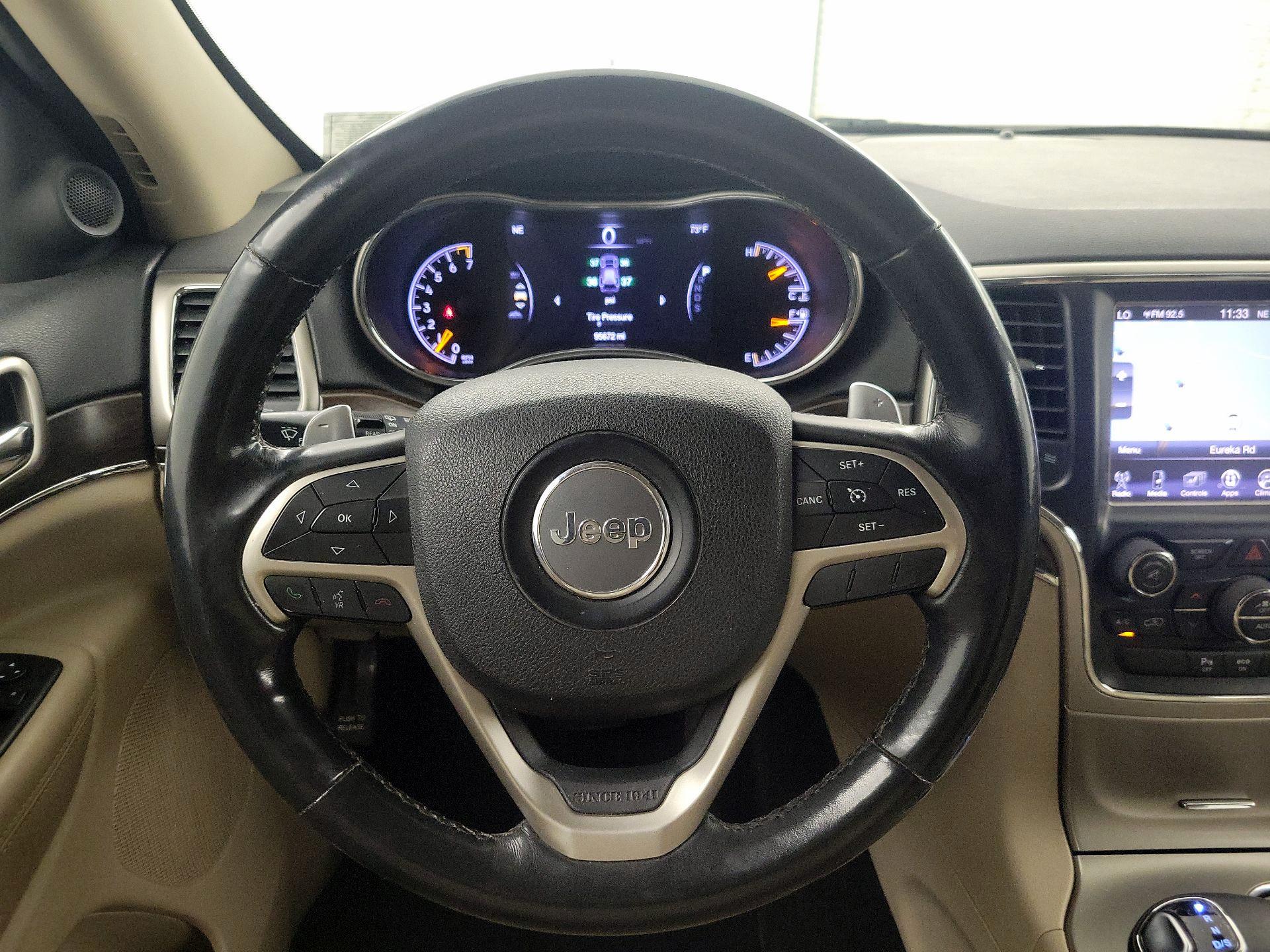 Thumbnail: 2015 Jeep Grand Cherokee - 10