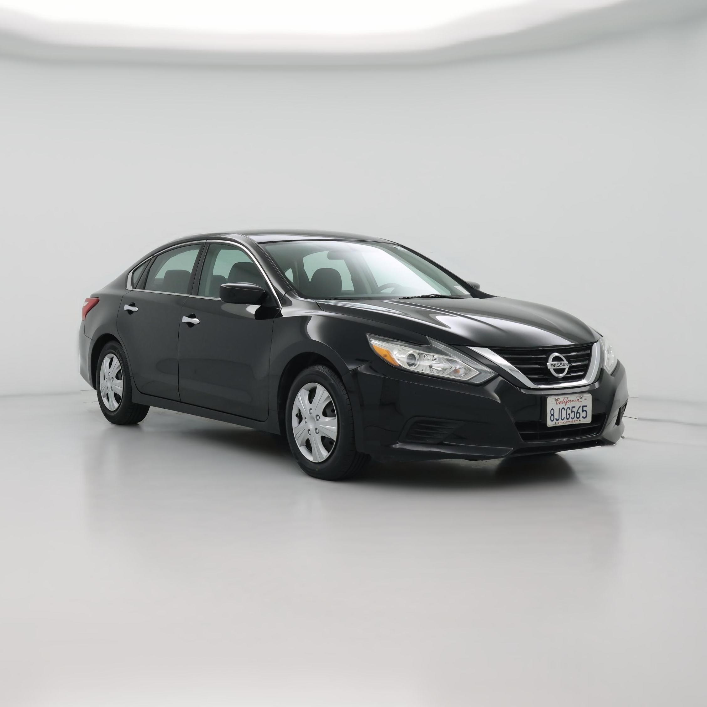 Thumbnail: 2017 Nissan Altima - 1