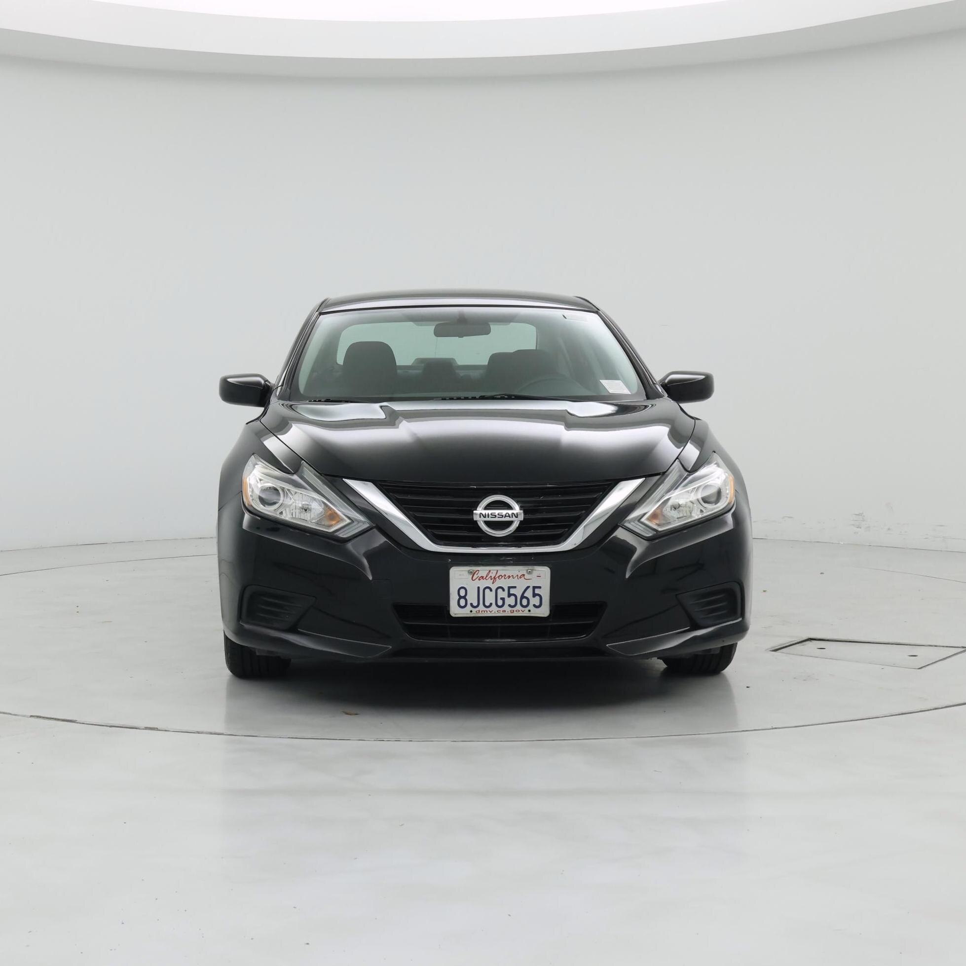 Thumbnail: 2017 Nissan Altima - 5