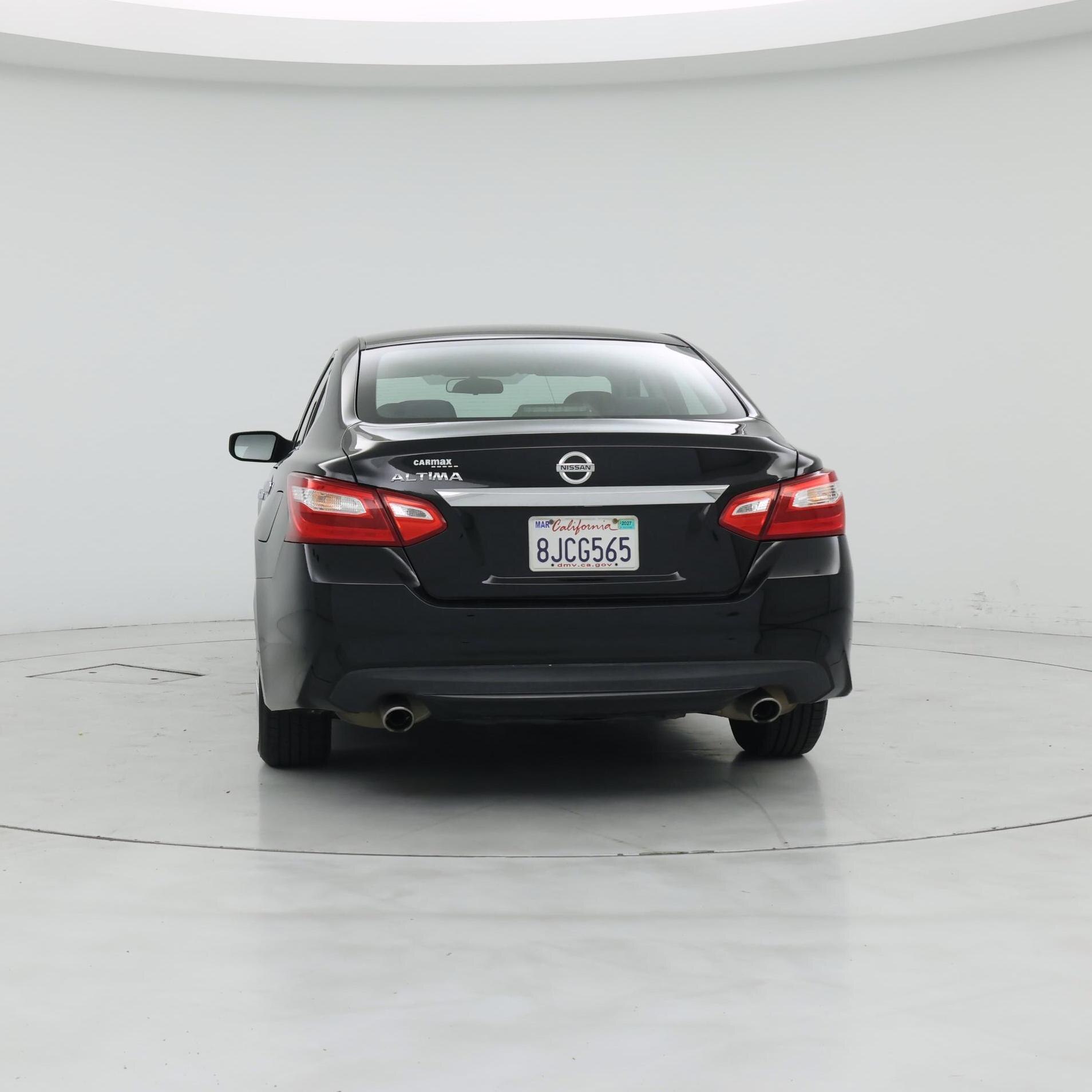 Thumbnail: 2017 Nissan Altima - 6