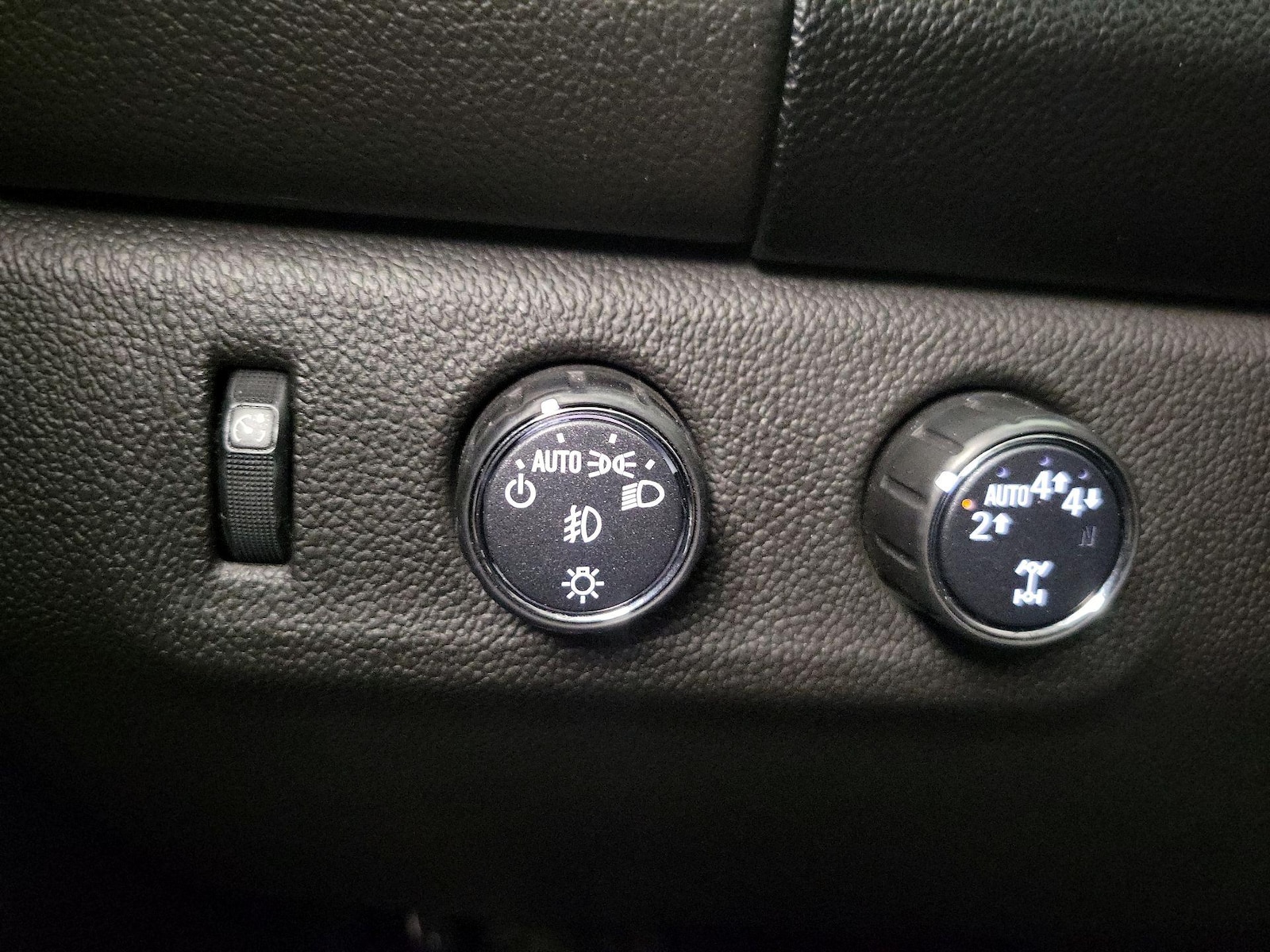 2021 GMC Canyon AT4 - Photo 14
