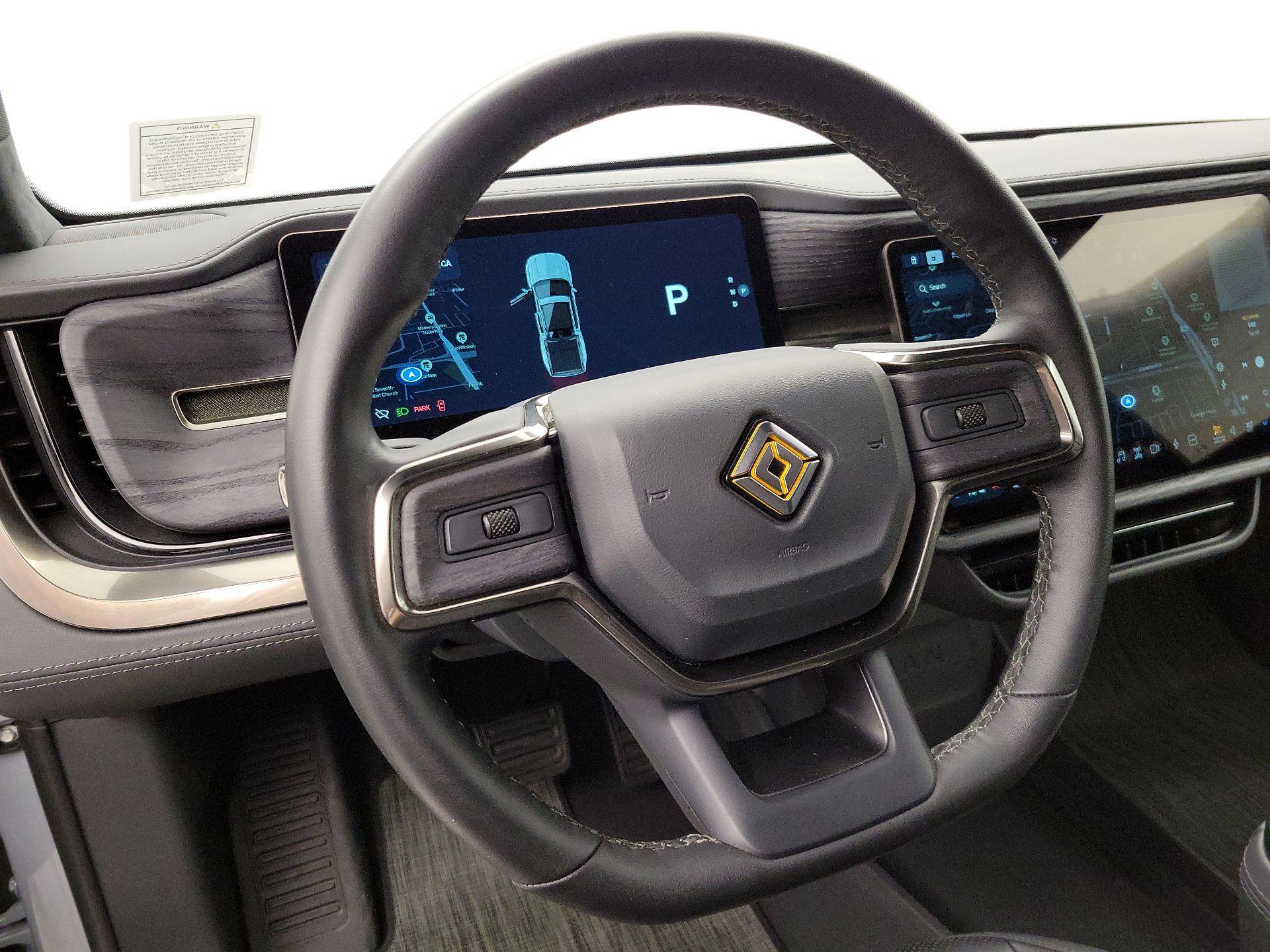 Thumbnail: 2025 Rivian R1T - 10