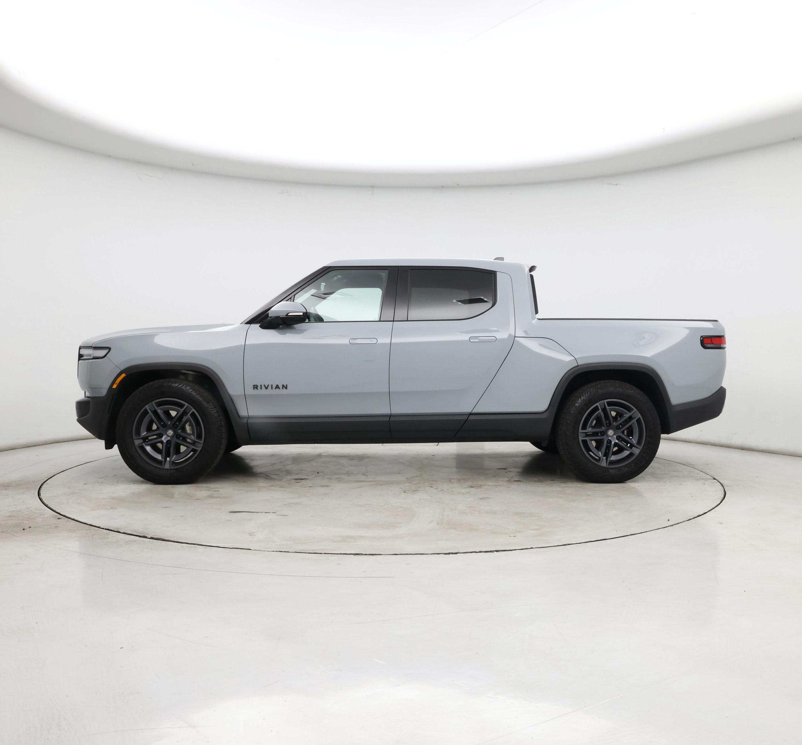 Thumbnail: 2025 Rivian R1T - 3