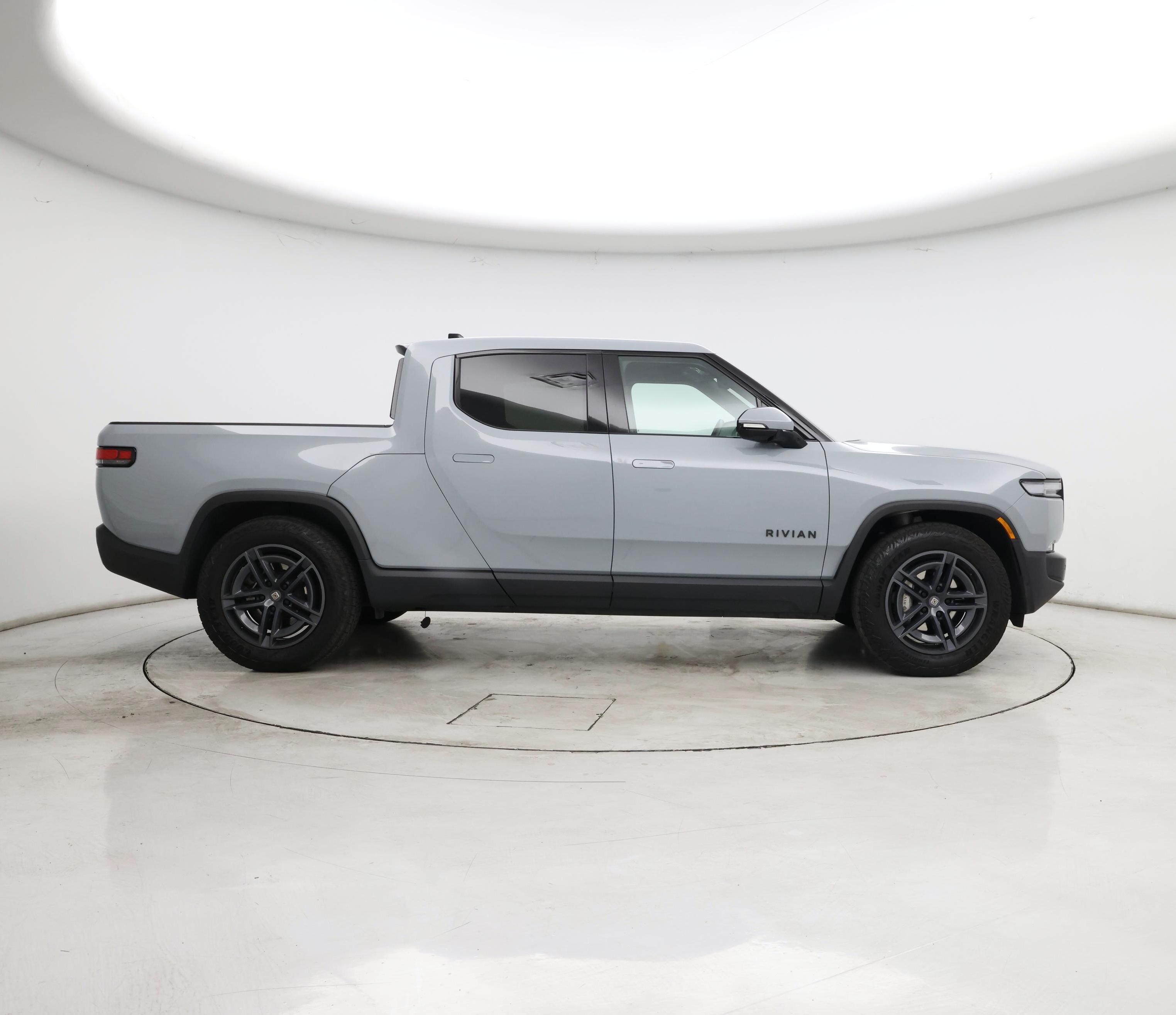 Thumbnail: 2025 Rivian R1T - 7