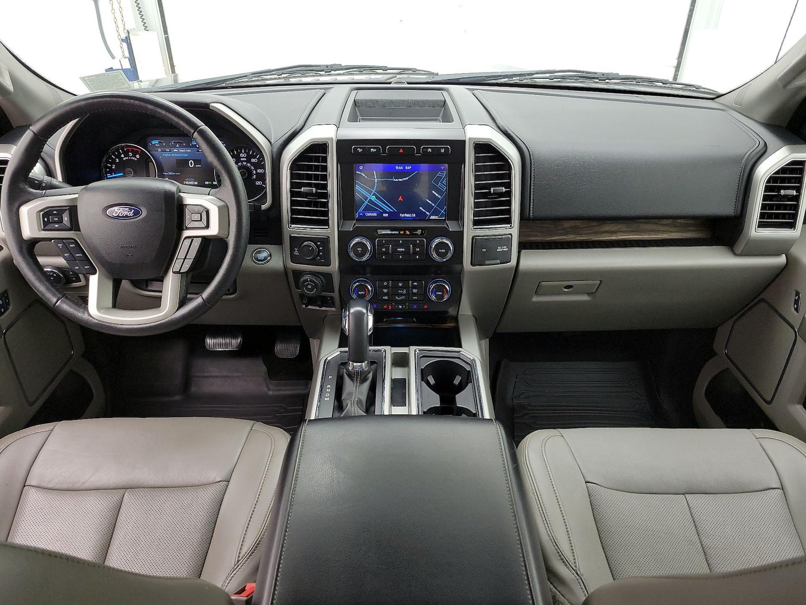2020 Ford F-150 Lariat - Photo 10
