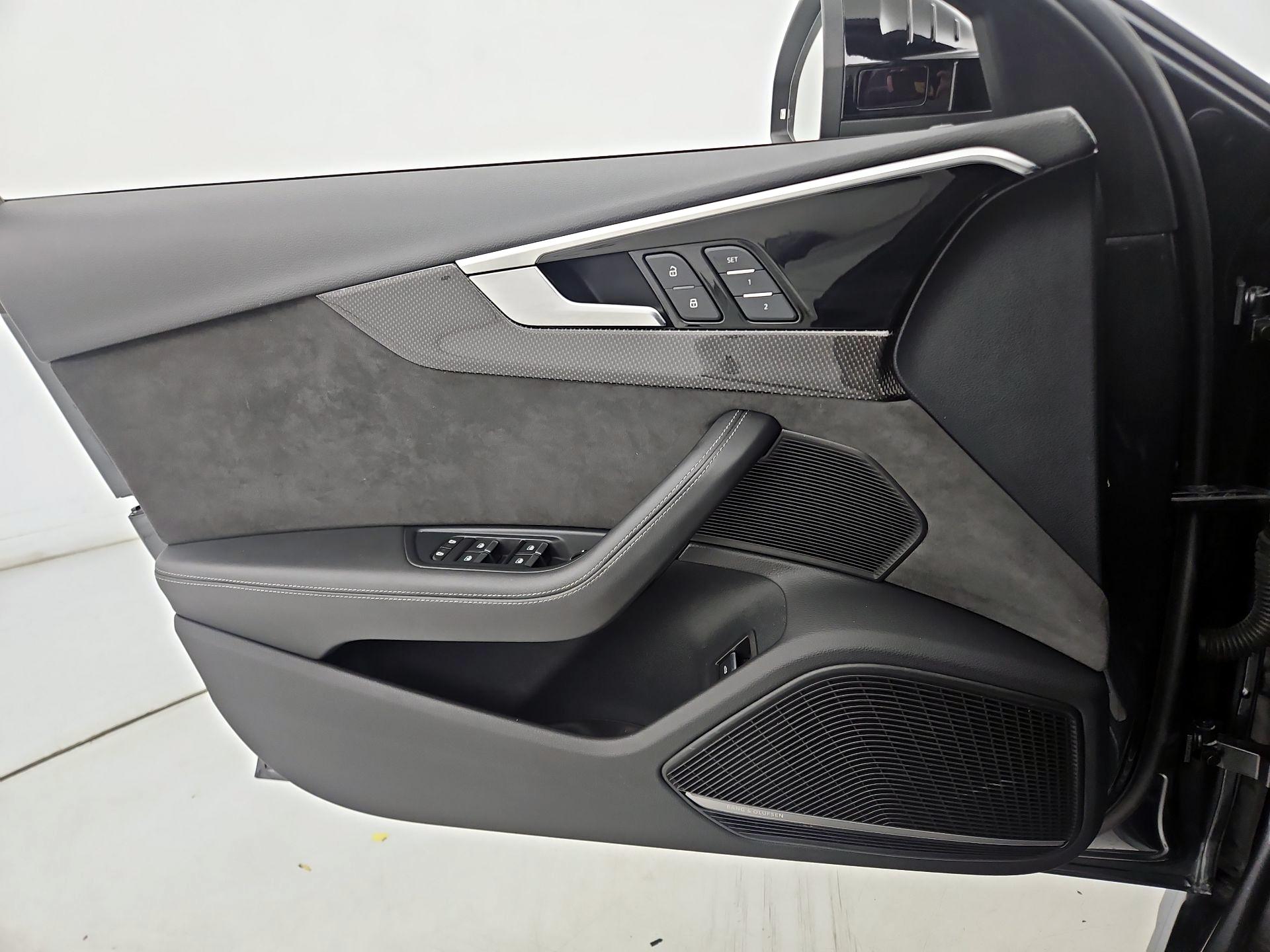 Thumbnail: 2021 Audi S4 - 12