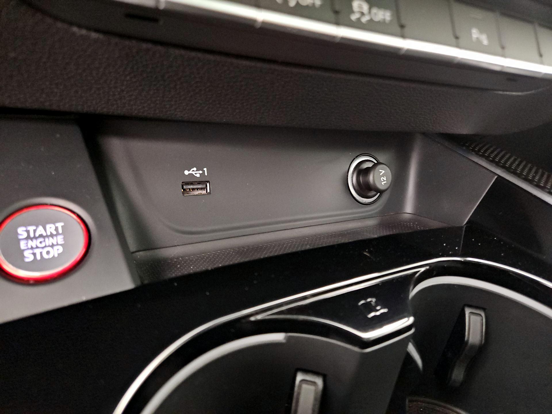 Thumbnail: 2021 Audi S4 - 19