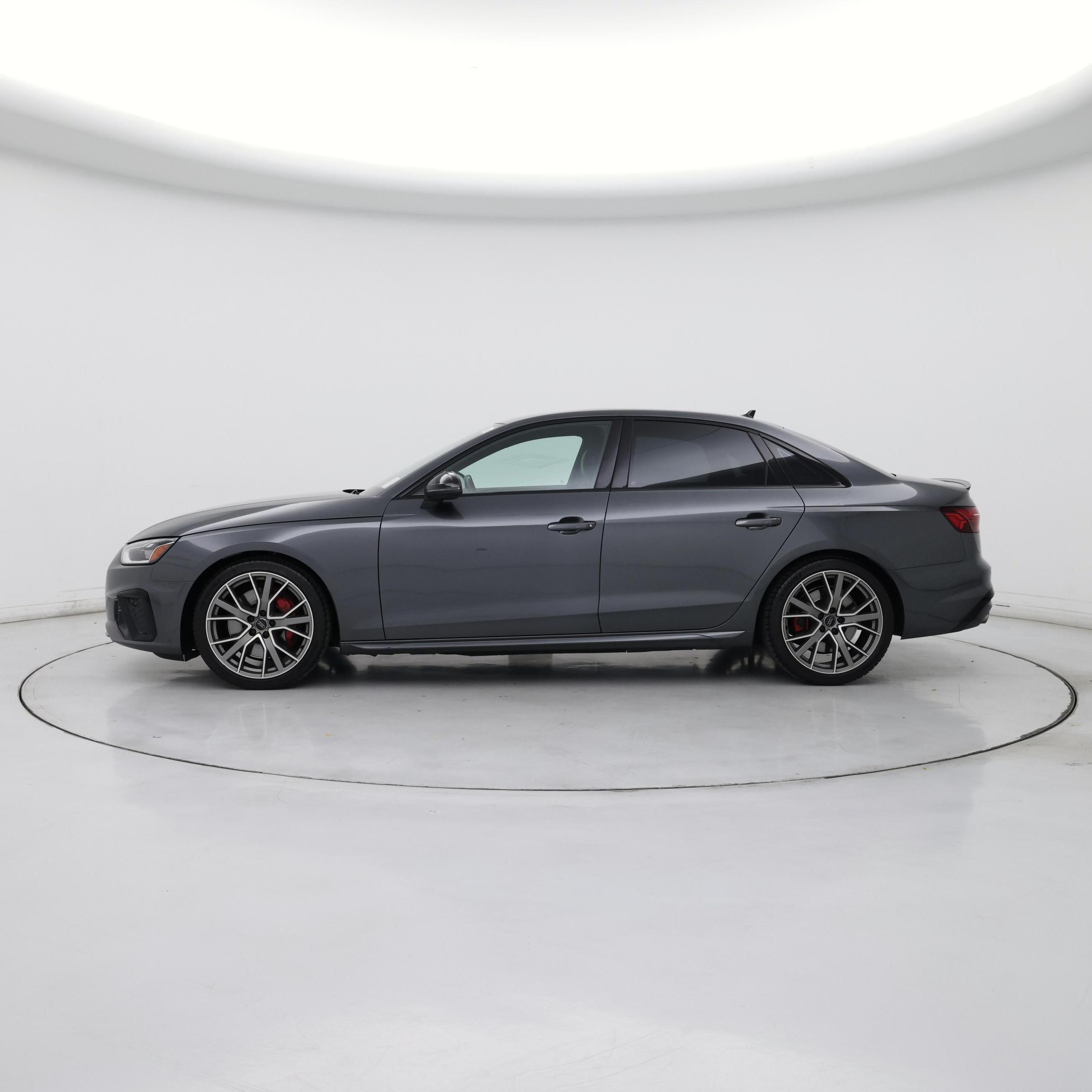 Thumbnail: 2021 Audi S4 - 3