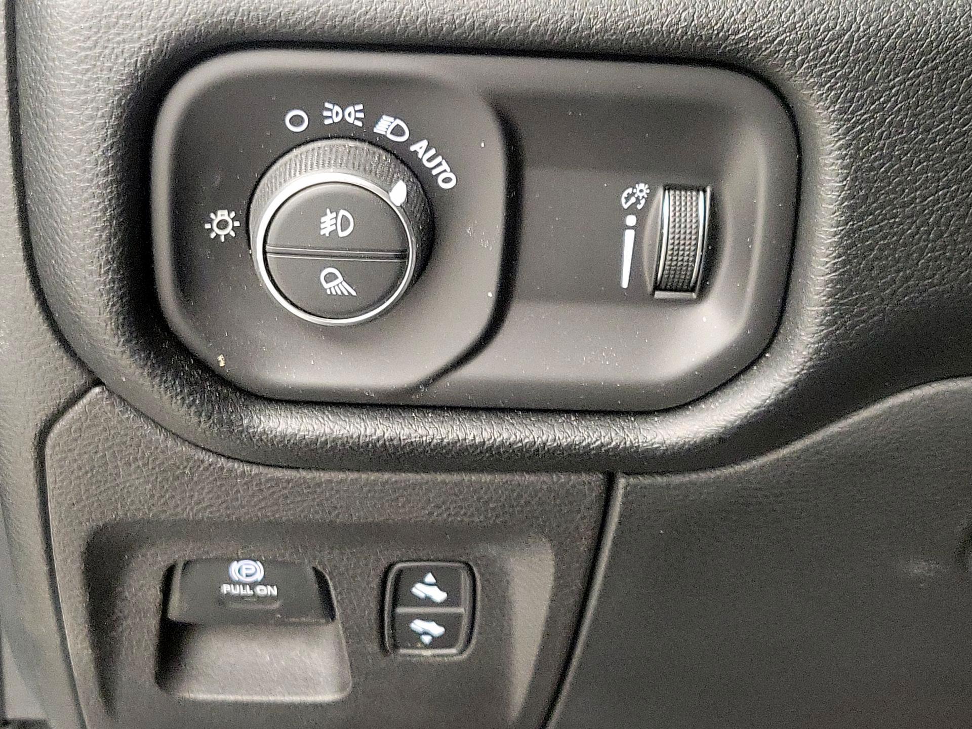 Thumbnail: 2021 RAM 1500 - 13