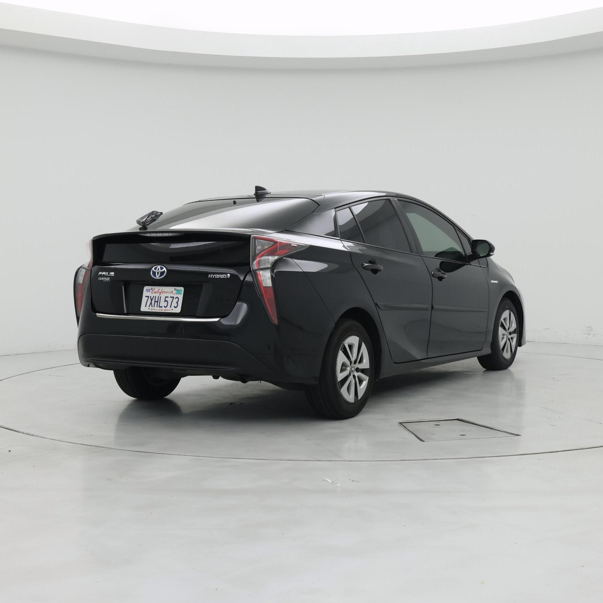 Thumbnail: 2016 Toyota Prius - 8