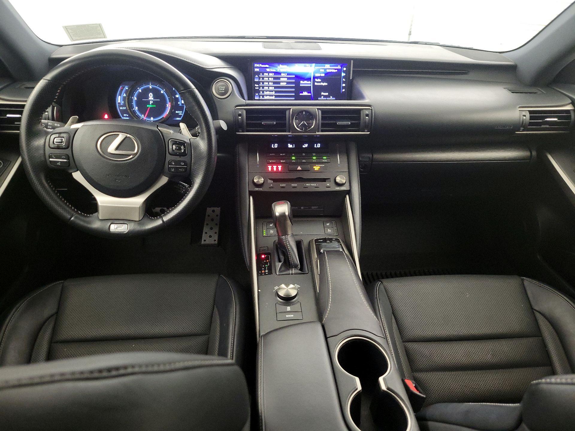 Thumbnail: 2019 Lexus IS - 9