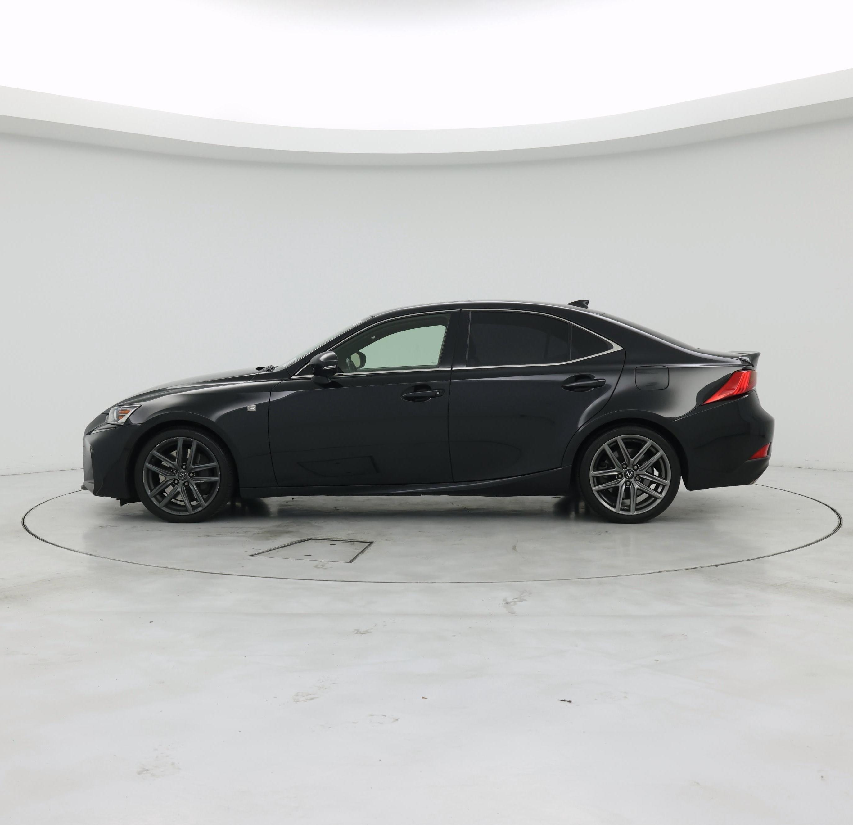Thumbnail: 2019 Lexus IS - 3