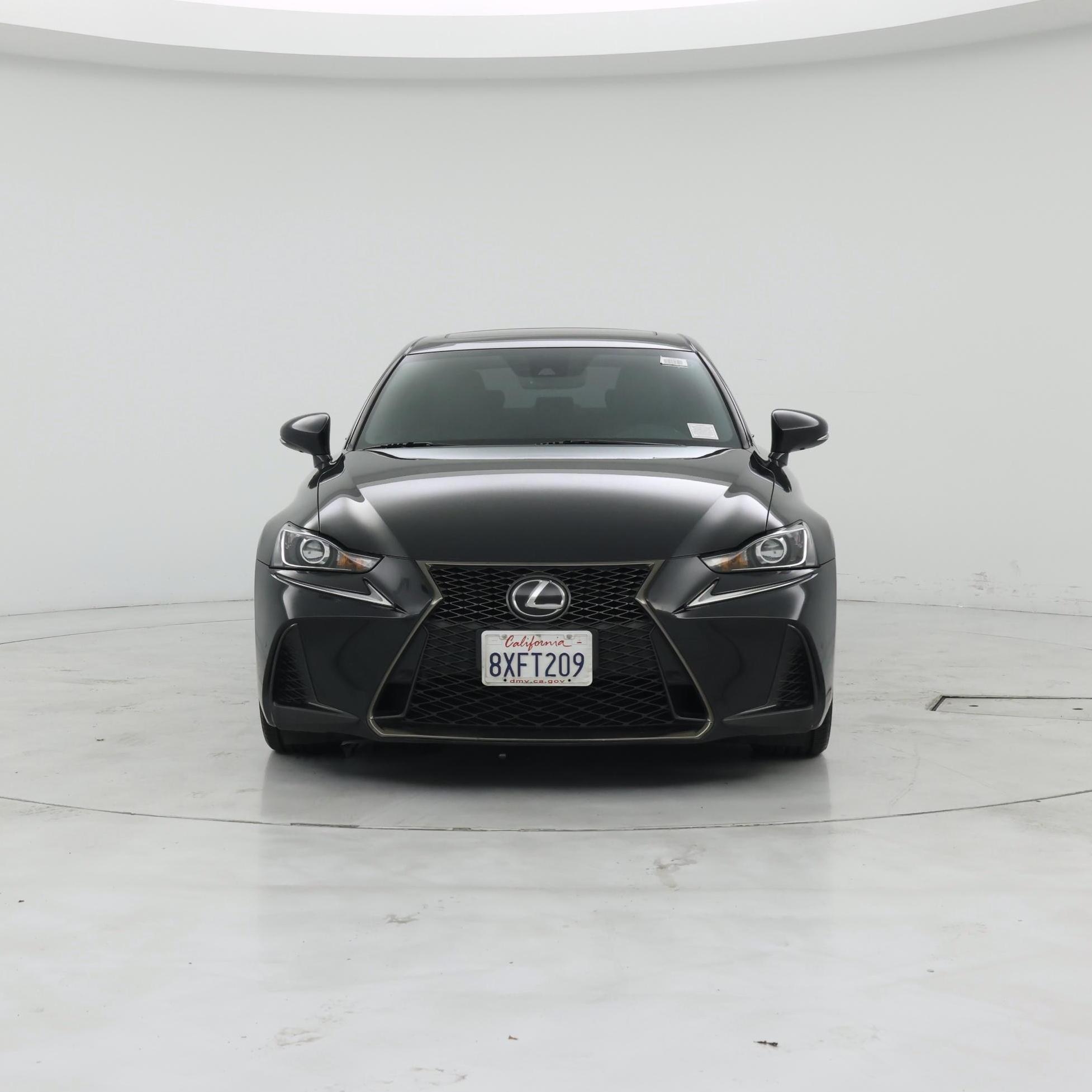 Thumbnail: 2019 Lexus IS - 5