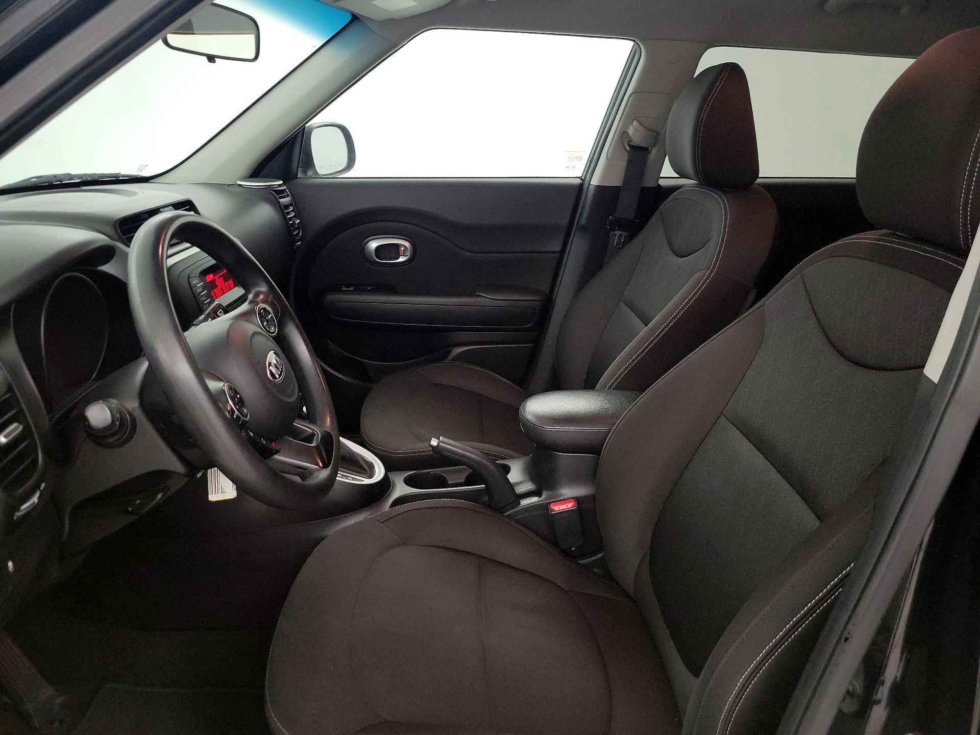 Thumbnail: 2016 Kia Soul - 11