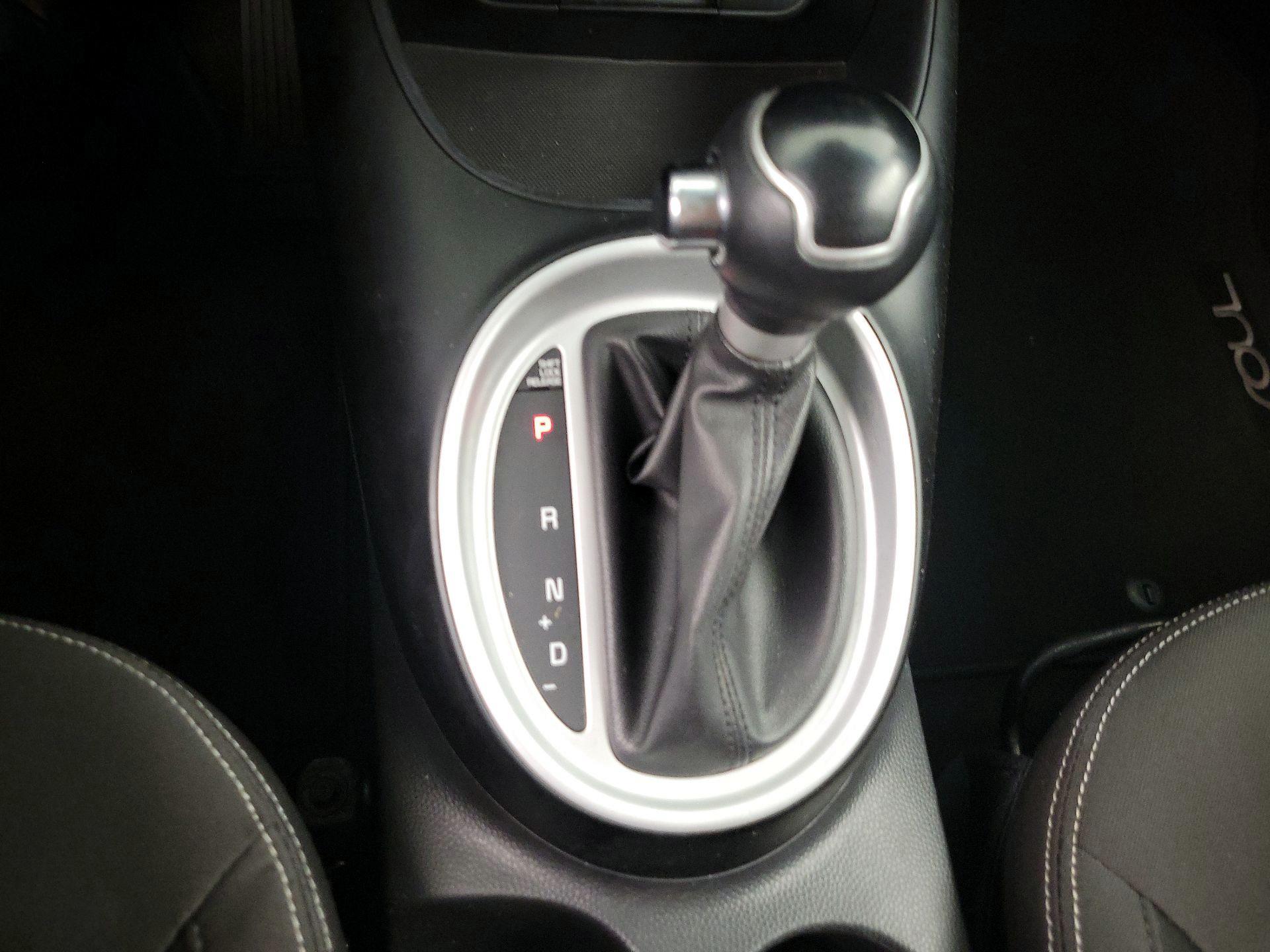 Thumbnail: 2016 Kia Soul - 16