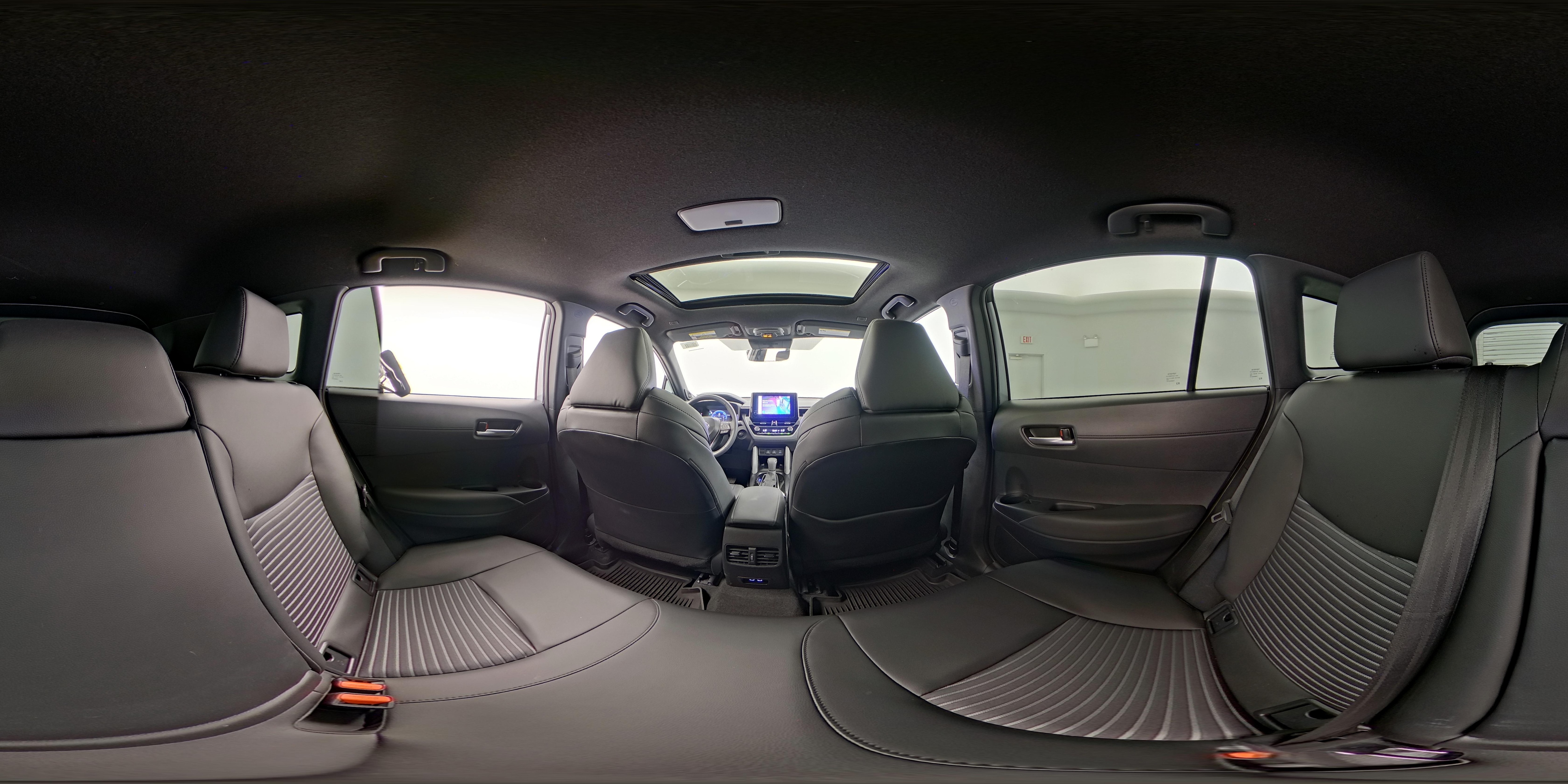 2025 Toyota Corolla Cross XSE - Photo 26