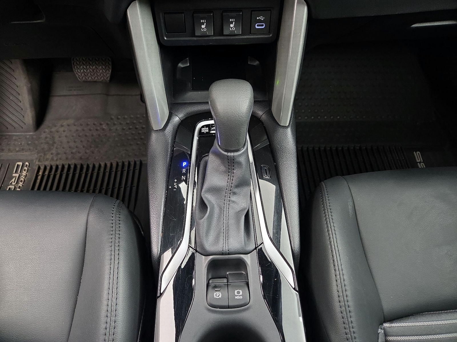 2025 Toyota Corolla Cross XSE - Photo 18
