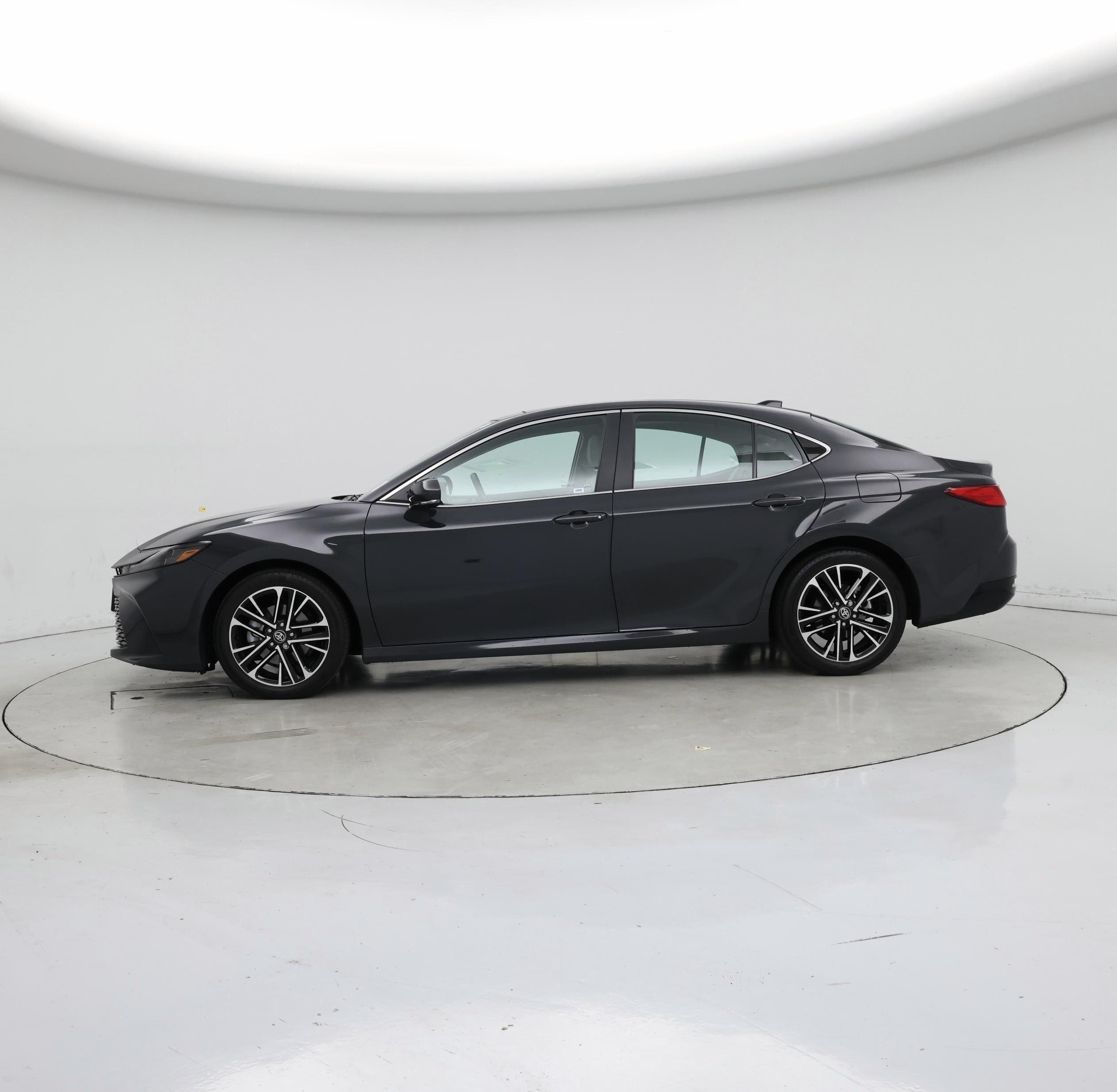 Thumbnail: 2025 Toyota Camry - 3