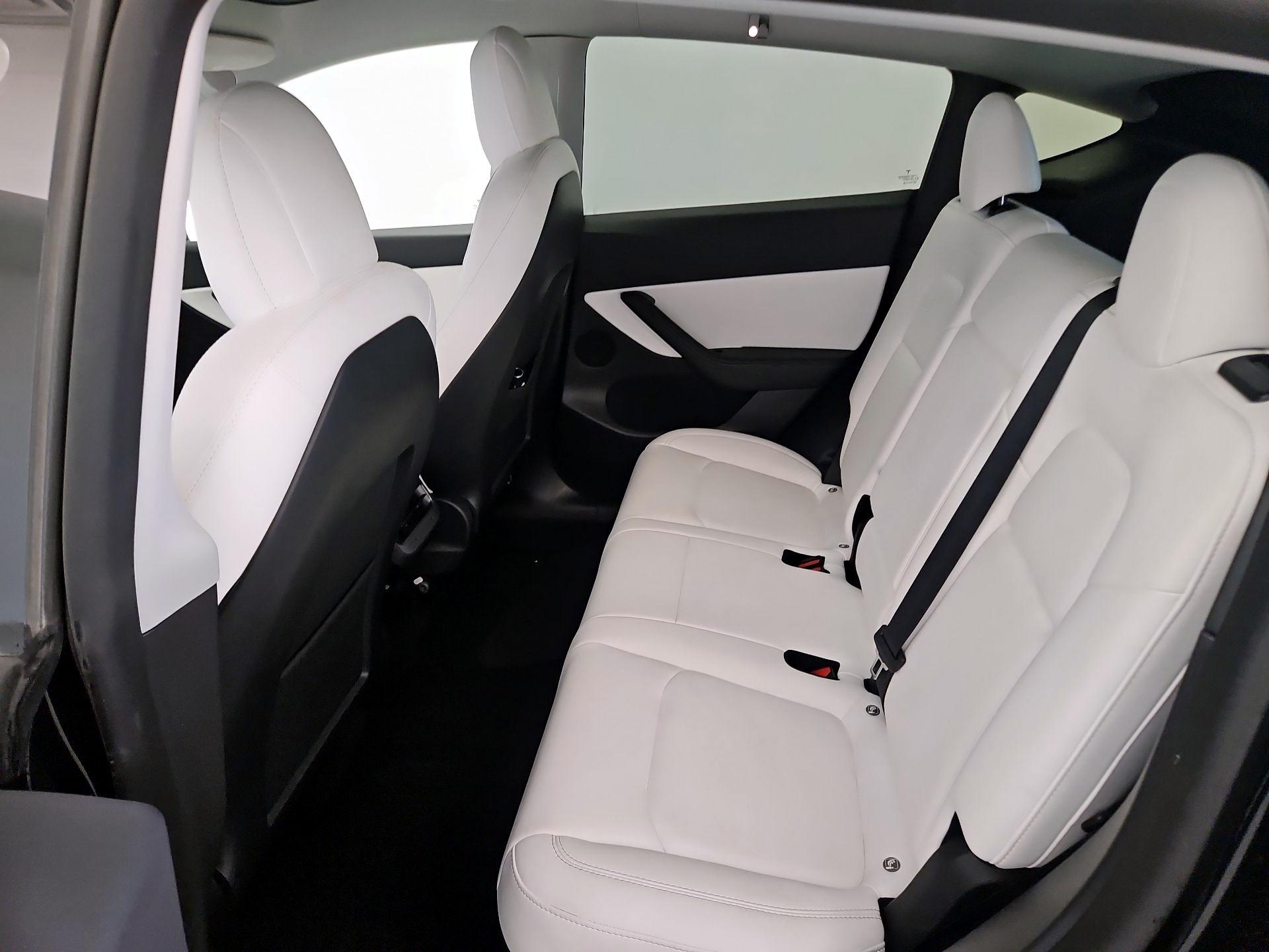 Thumbnail: 2022 Tesla Model Y - 17