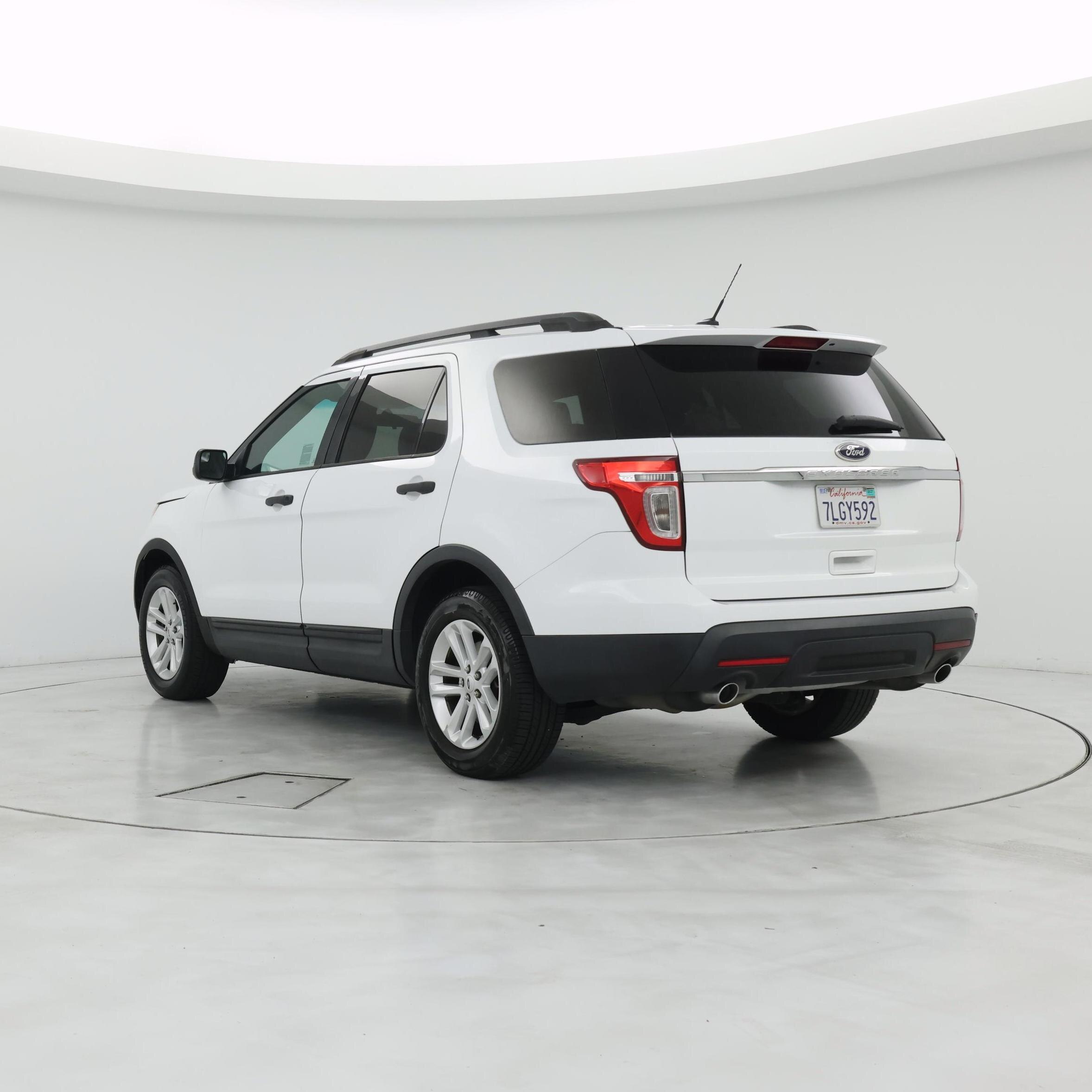 Thumbnail: 2015 Ford Explorer - 2