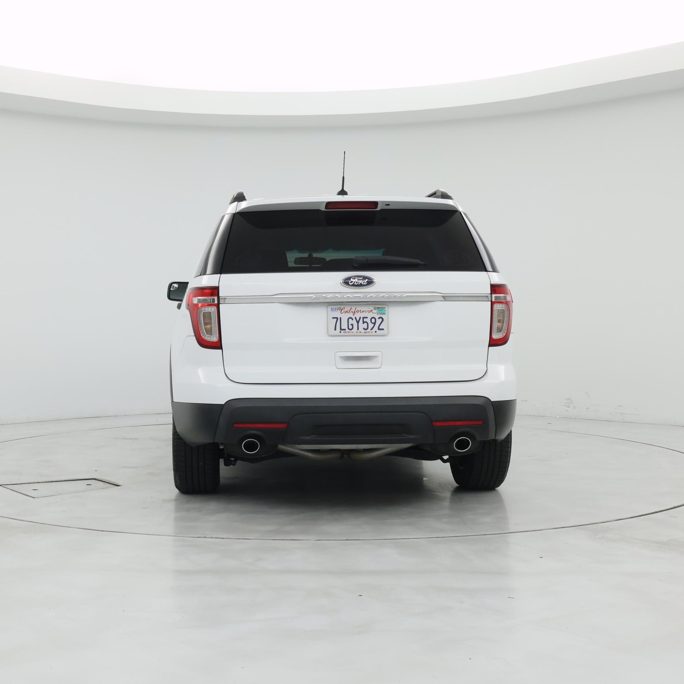Thumbnail: 2015 Ford Explorer - 6
