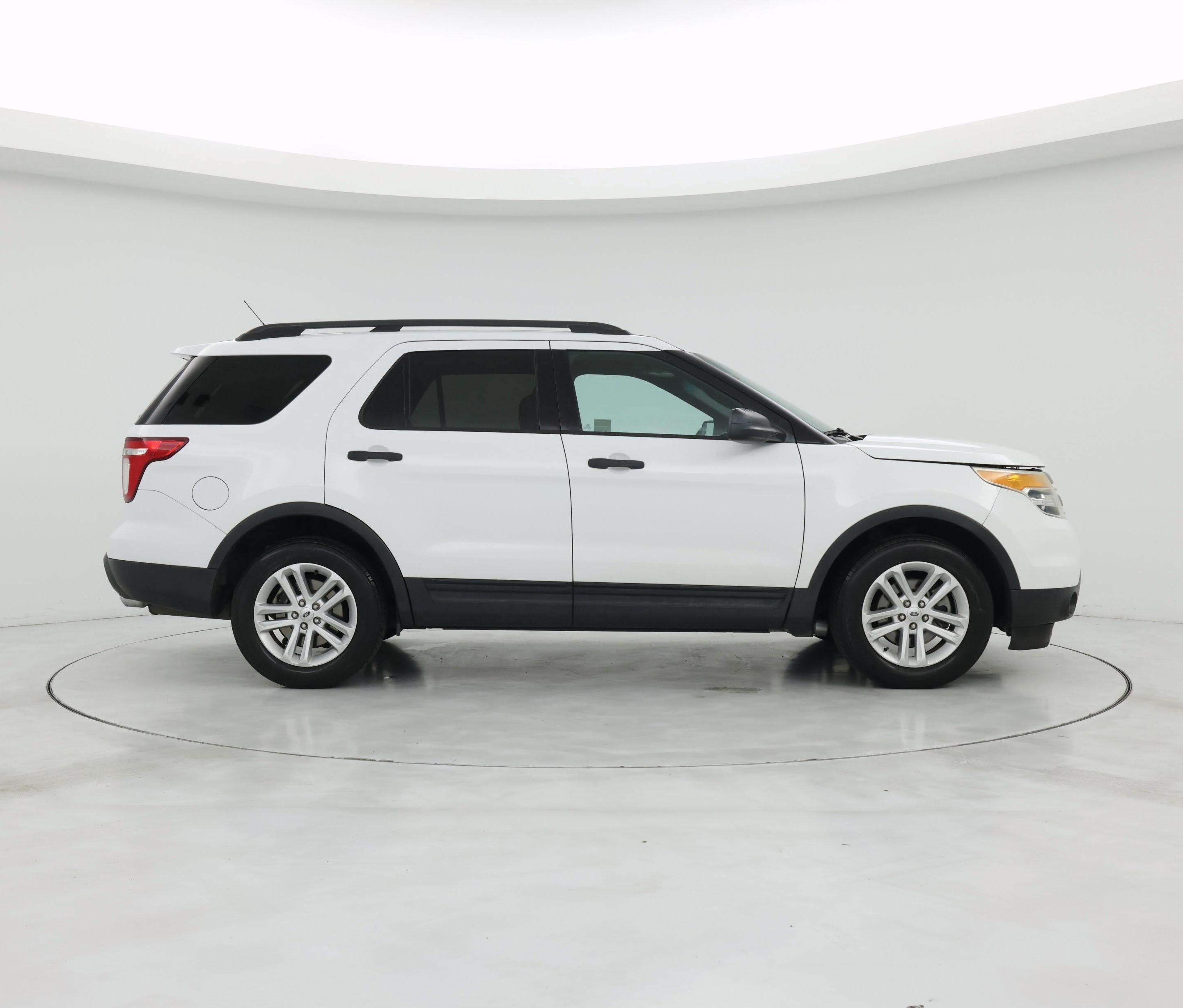Thumbnail: 2015 Ford Explorer - 7