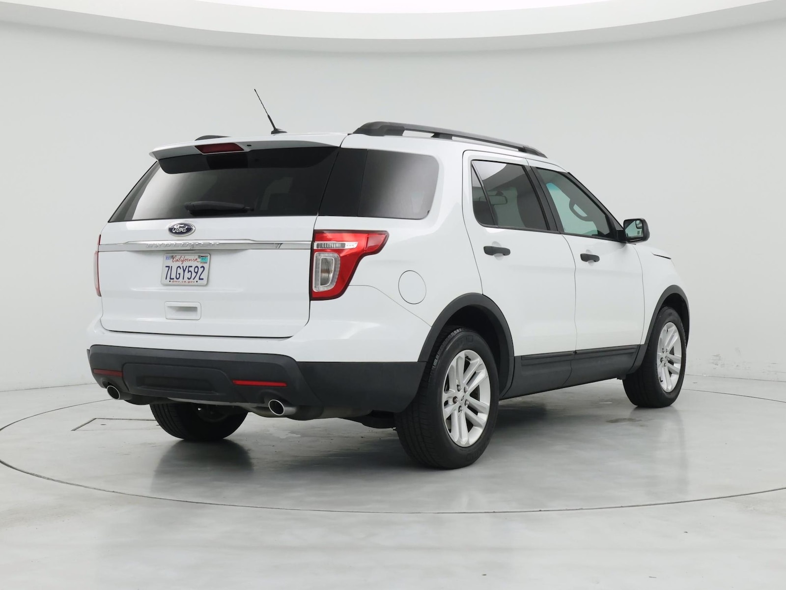 2015 Ford Explorer Base - Photo 9