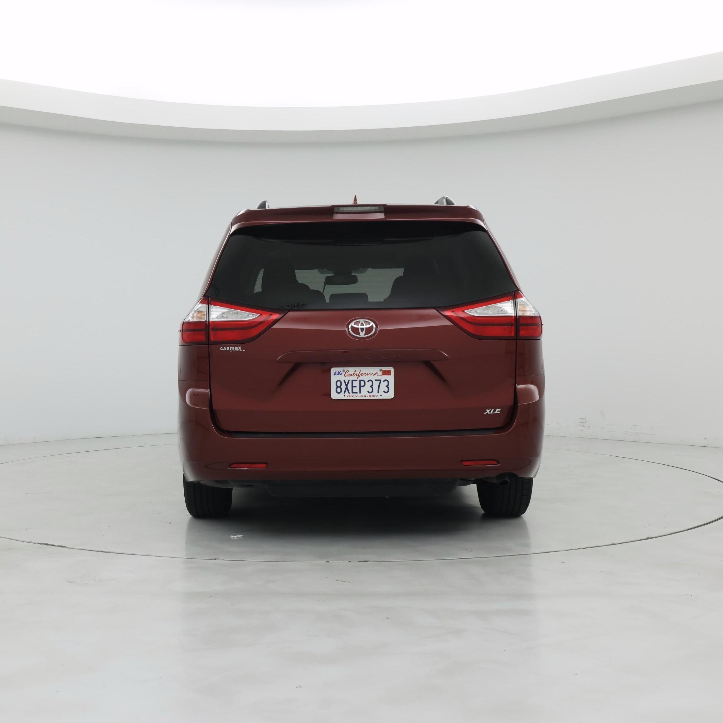 Thumbnail: 2019 Toyota Sienna - 6