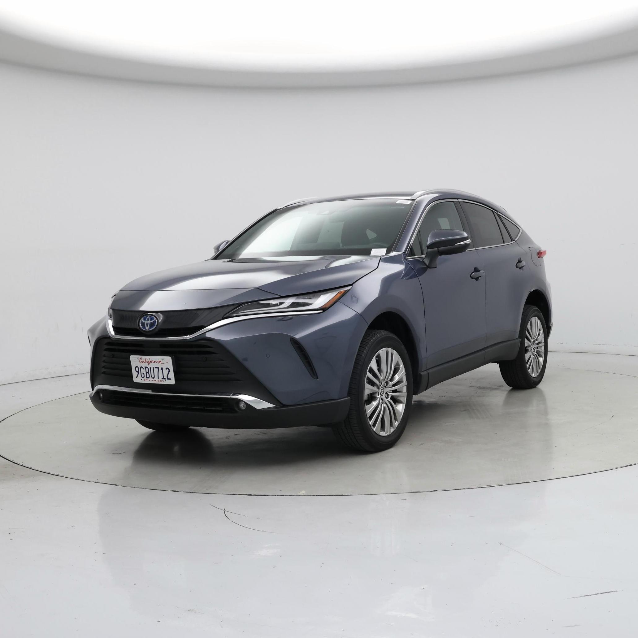 Thumbnail: 2023 Toyota Venza - 4