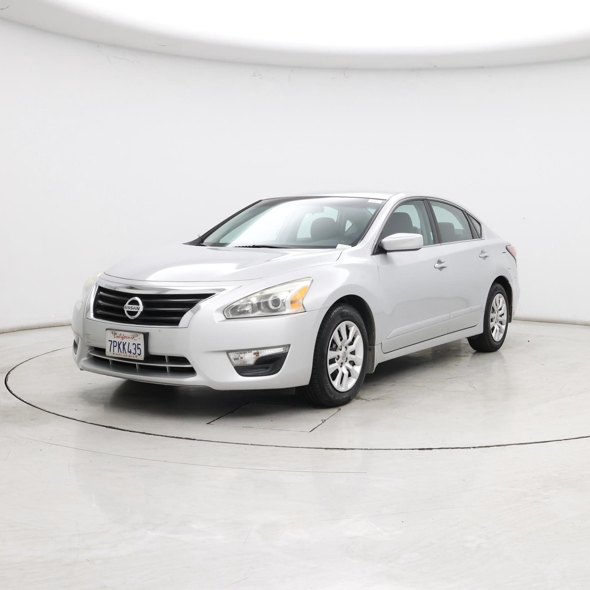 Thumbnail: 2015 Nissan Altima - 4