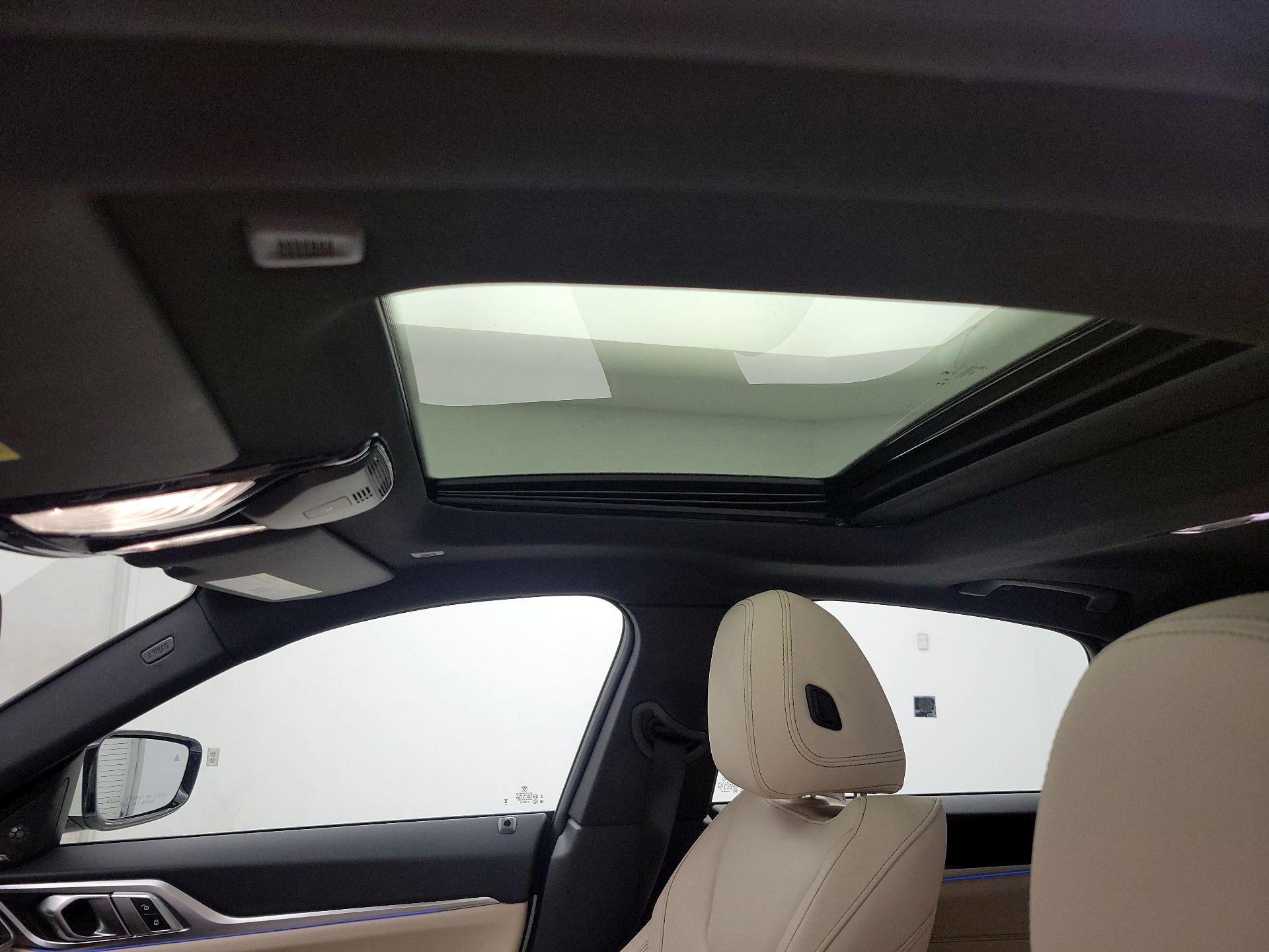 Thumbnail: 2023 BMW i4 - 20