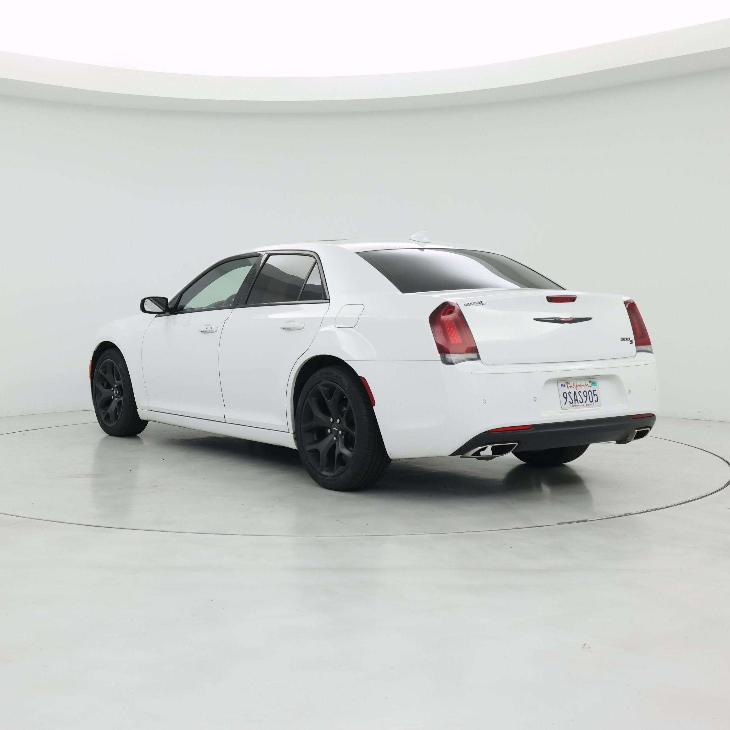 Thumbnail: 2022 Chrysler 300 - 2