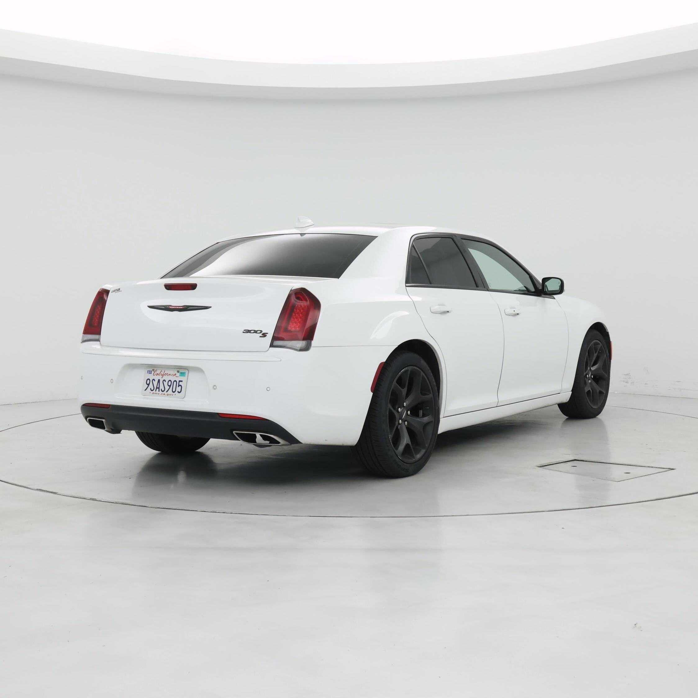 Thumbnail: 2022 Chrysler 300 - 8
