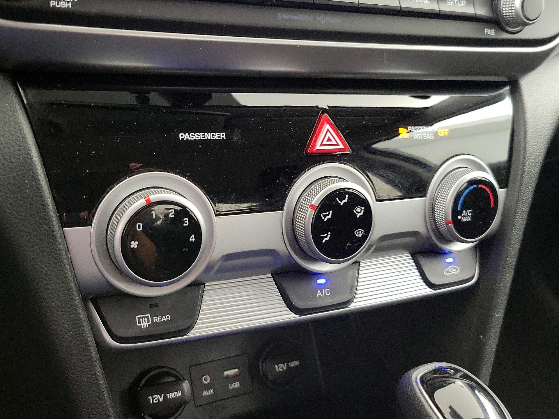 Thumbnail: 2019 Hyundai Elantra - 16