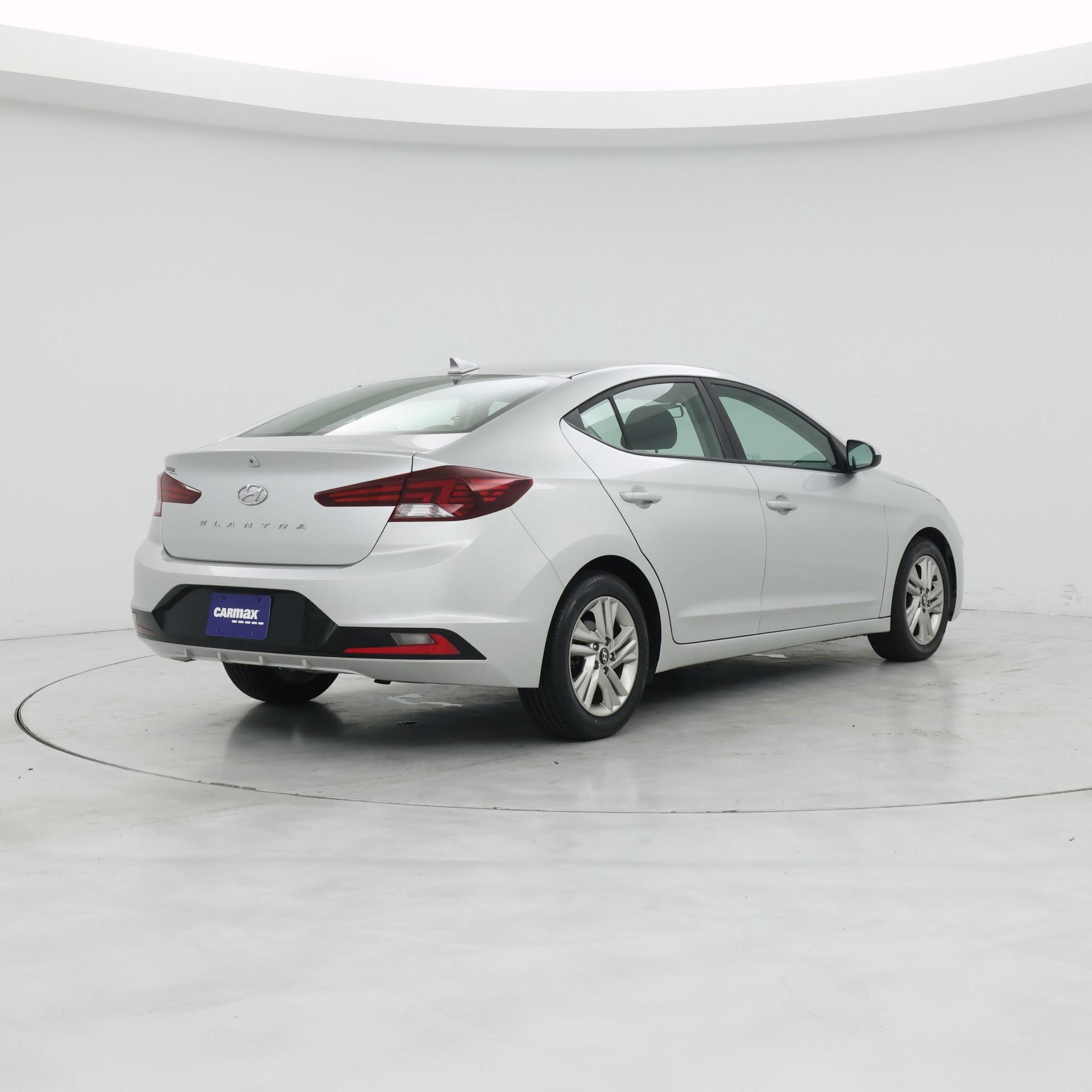 Thumbnail: 2019 Hyundai Elantra - 8